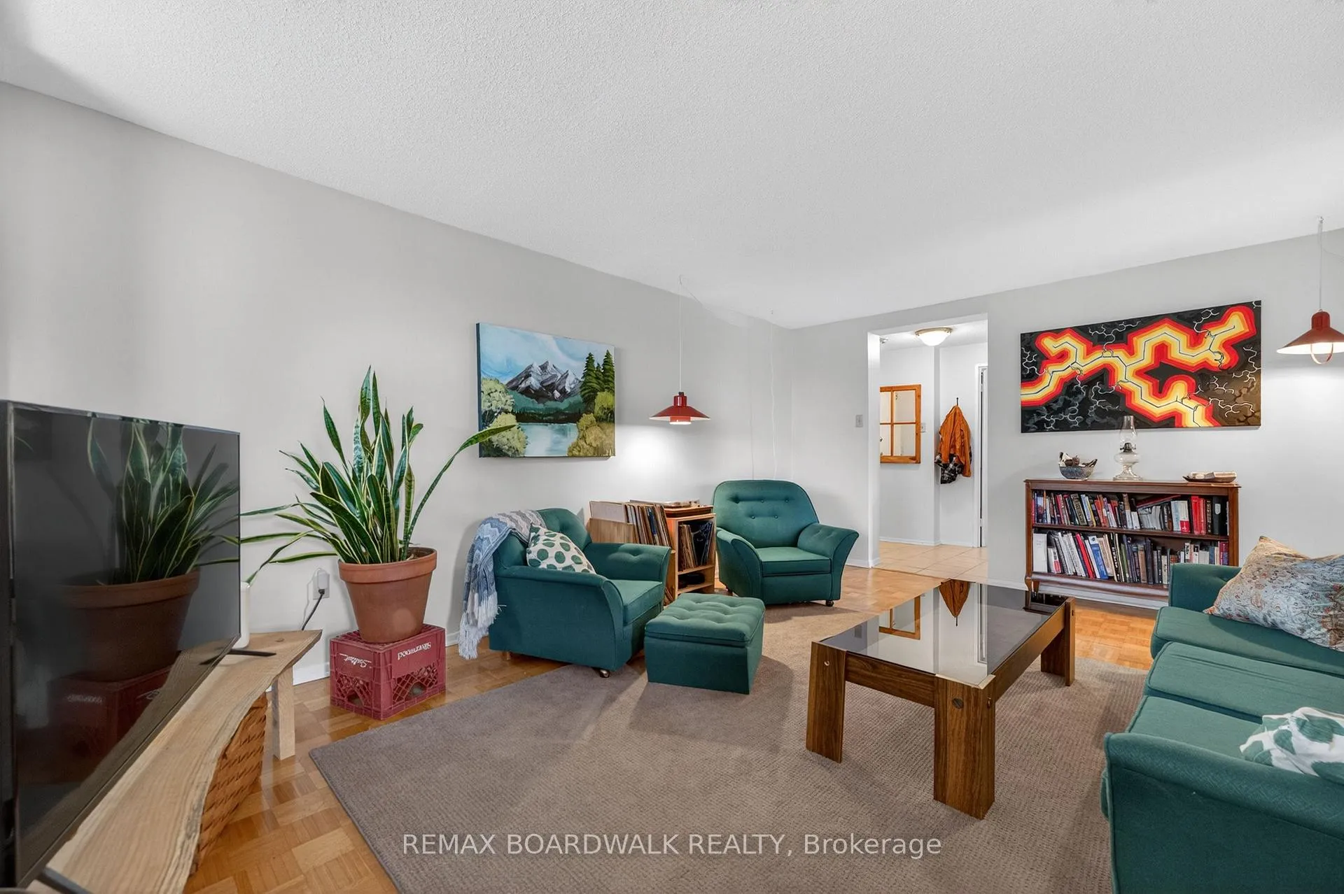 Photo 6 of Unit 308, 1356 Meadowlands Drive E, Ottawa, Borden Farm/Stewart Farm/Carleton Heights/Parkwood Hills — HOMEH