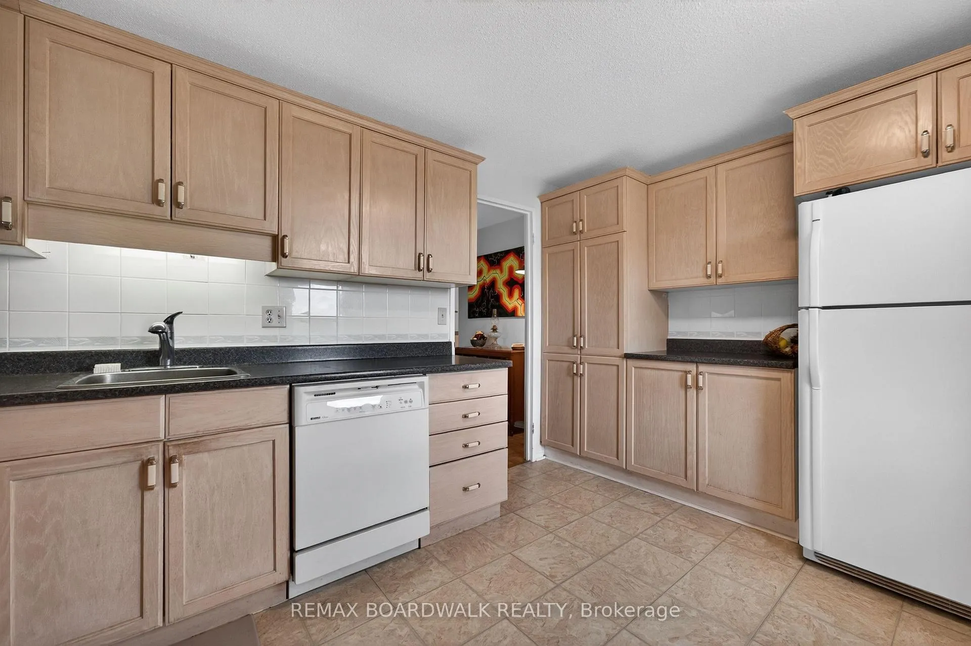 Photo 14 of Unit 308, 1356 Meadowlands Drive E, Ottawa, Borden Farm/Stewart Farm/Carleton Heights/Parkwood Hills — HOMEH