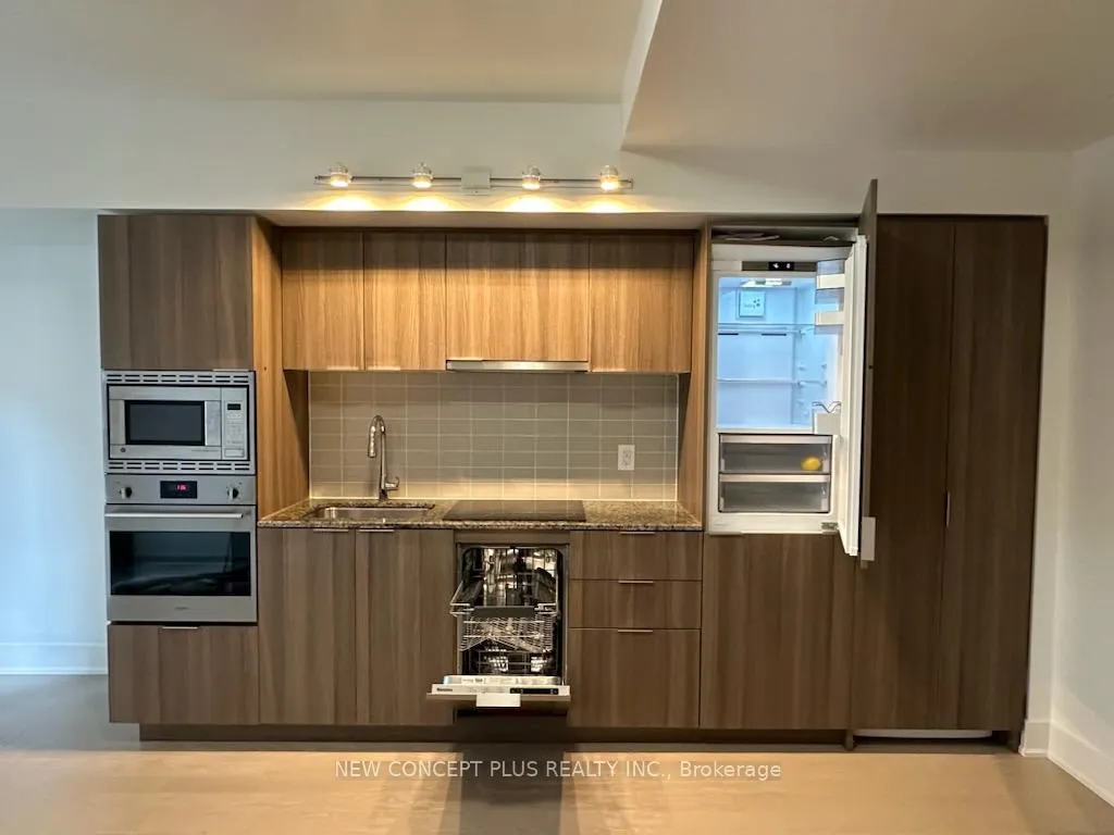 Photo 11 of Unit 719, 955 Bay Street, Toronto, Bay Street Corridor — HOMEH
