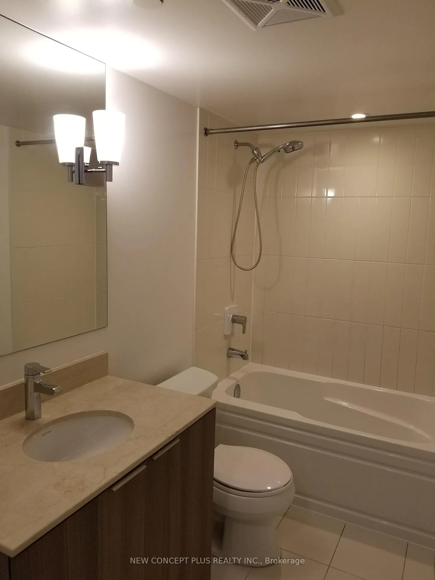 Photo 15 of Unit 719, 955 Bay Street, Toronto, Bay Street Corridor — HOMEH