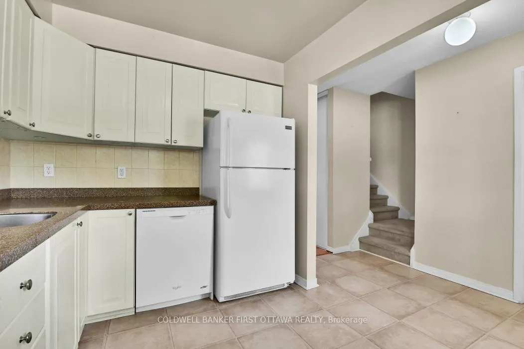 Photo 8 of 86F Seyton Drive, Ottawa, Westcliffe Estates — HOMEH