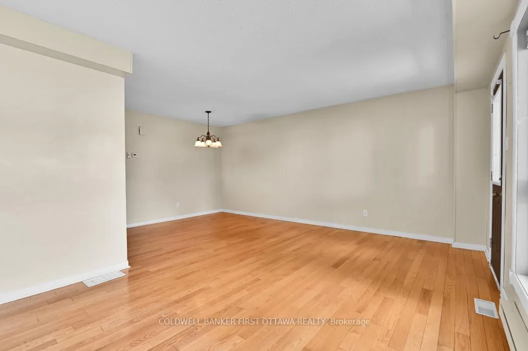 Photo 13 of 86F Seyton Drive, Ottawa, Westcliffe Estates — HOMEH