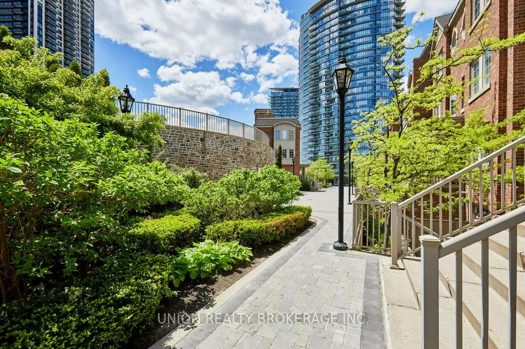 Photo 2 of Unit 39, 93 The Queensway, Toronto, High Park-Swansea — HOMEH