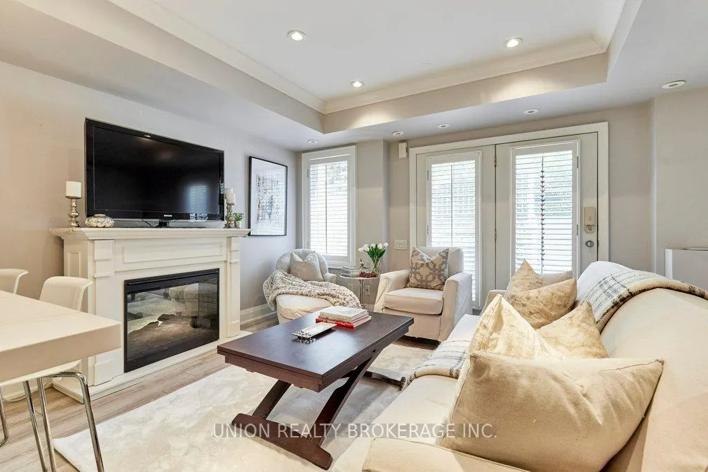 Photo 5 of Unit 39, 93 The Queensway, Toronto, High Park-Swansea — HOMEH