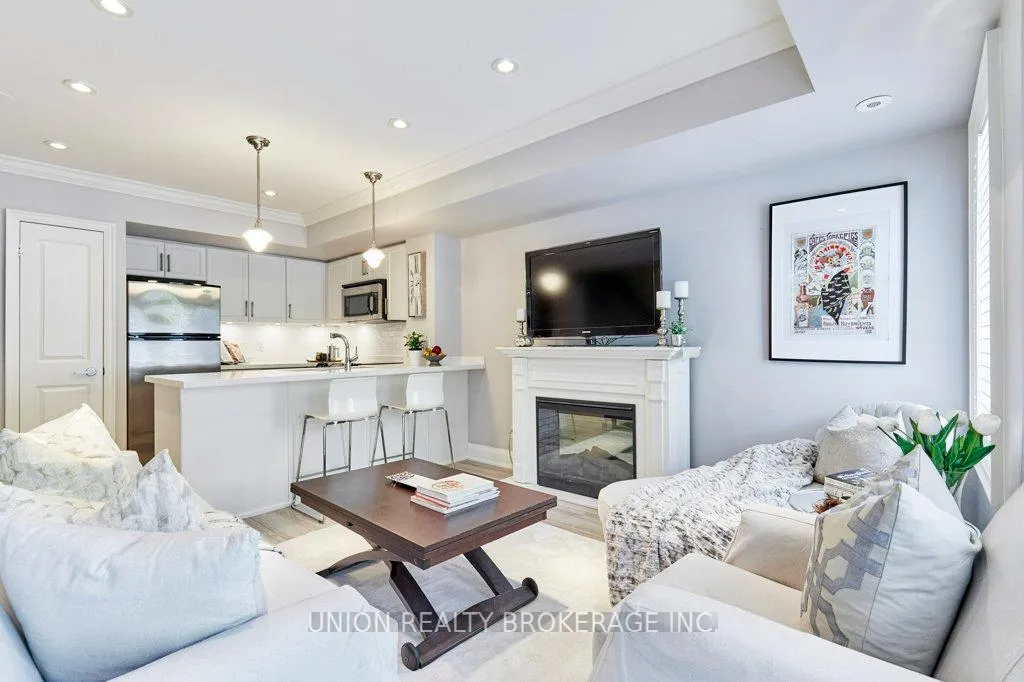 Photo 7 of Unit 39, 93 The Queensway, Toronto, High Park-Swansea — HOMEH