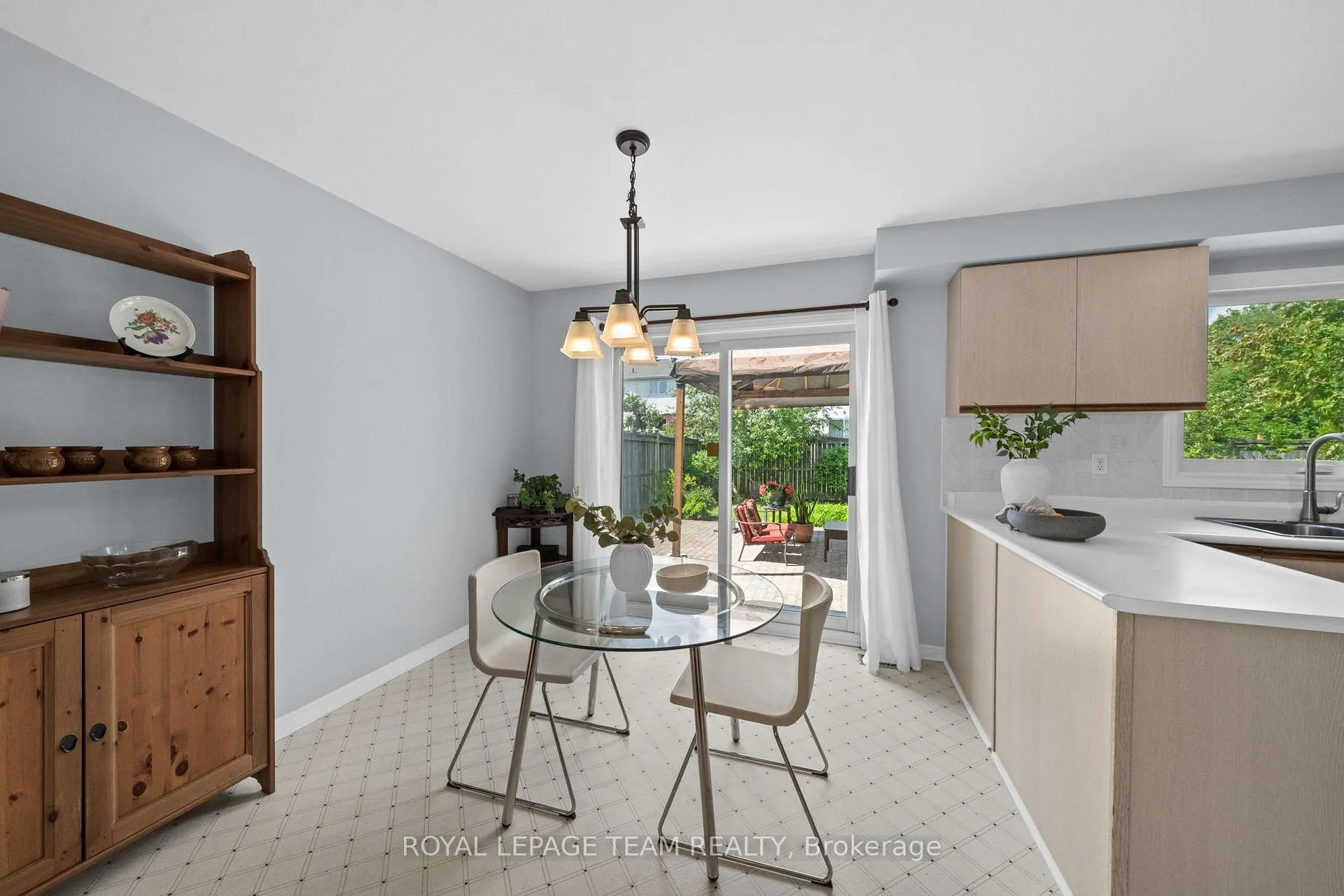 Photo 17 of 2 Ipswich Terrace, Ottawa, Kanata - Morgan's Grant/South March — HOMEH