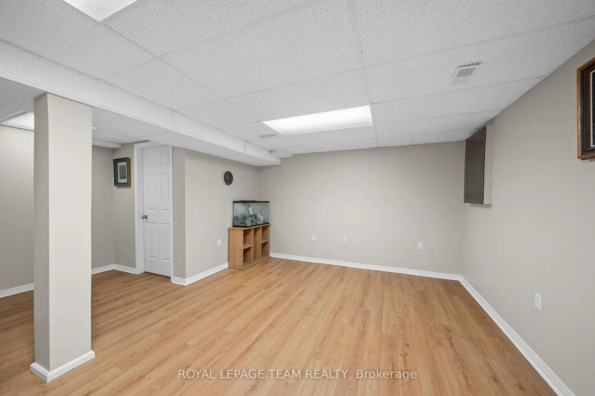 Photo 32 of 2 Ipswich Terrace, Ottawa, Kanata - Morgan's Grant/South March — HOMEH
