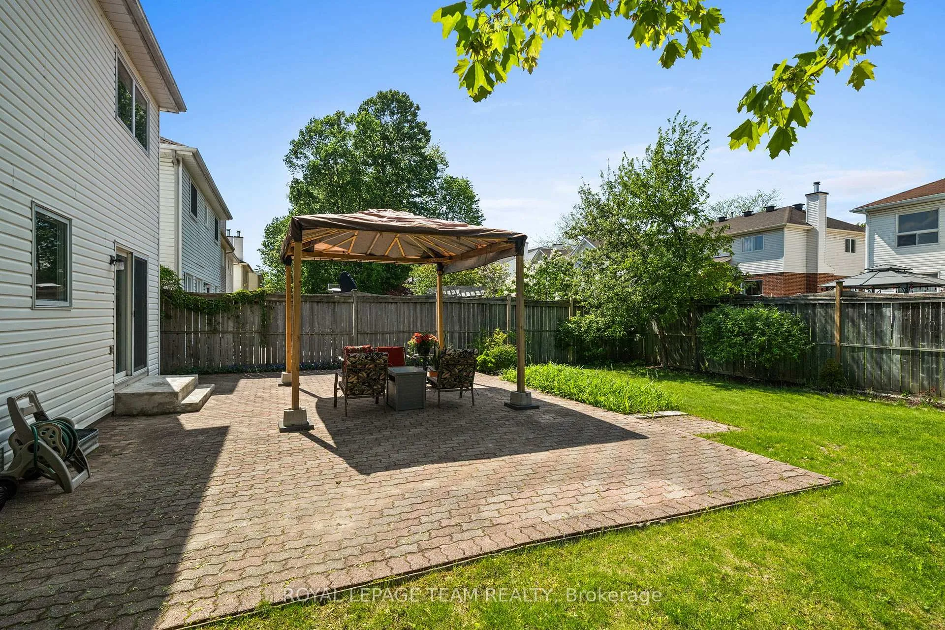 Photo 36 of 2 Ipswich Terrace, Ottawa, Kanata - Morgan's Grant/South March — HOMEH