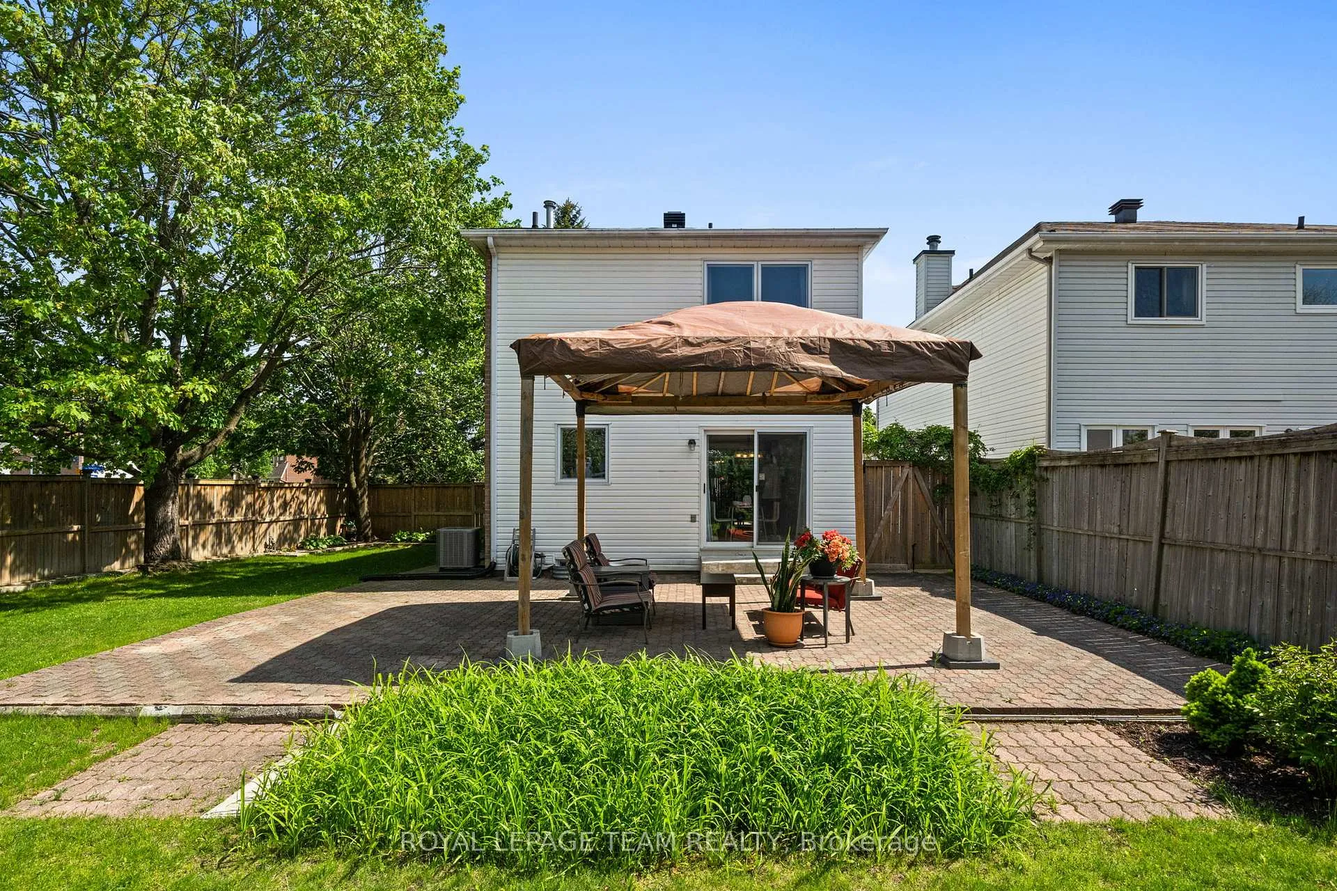 Photo 38 of 2 Ipswich Terrace, Ottawa, Kanata - Morgan's Grant/South March — HOMEH