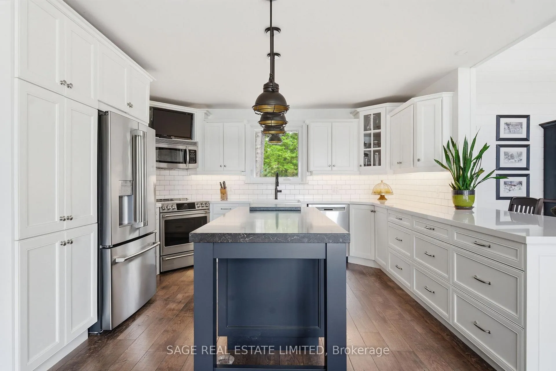 Photo 12 of 141 Sandy Point Road, Kawartha Lakes, Verulam — HOMEH