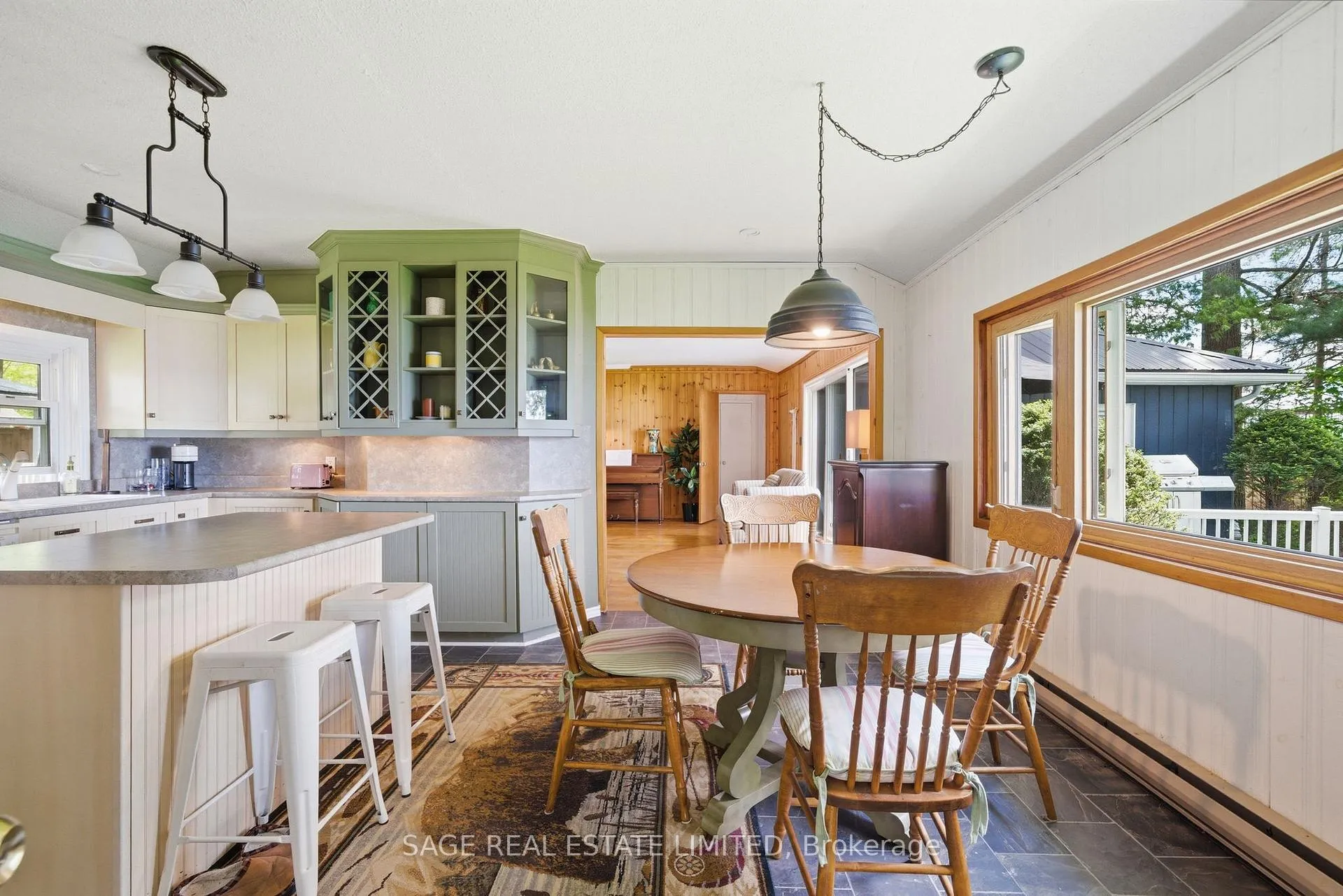 Photo 36 of 141 Sandy Point Road, Kawartha Lakes, Verulam — HOMEH