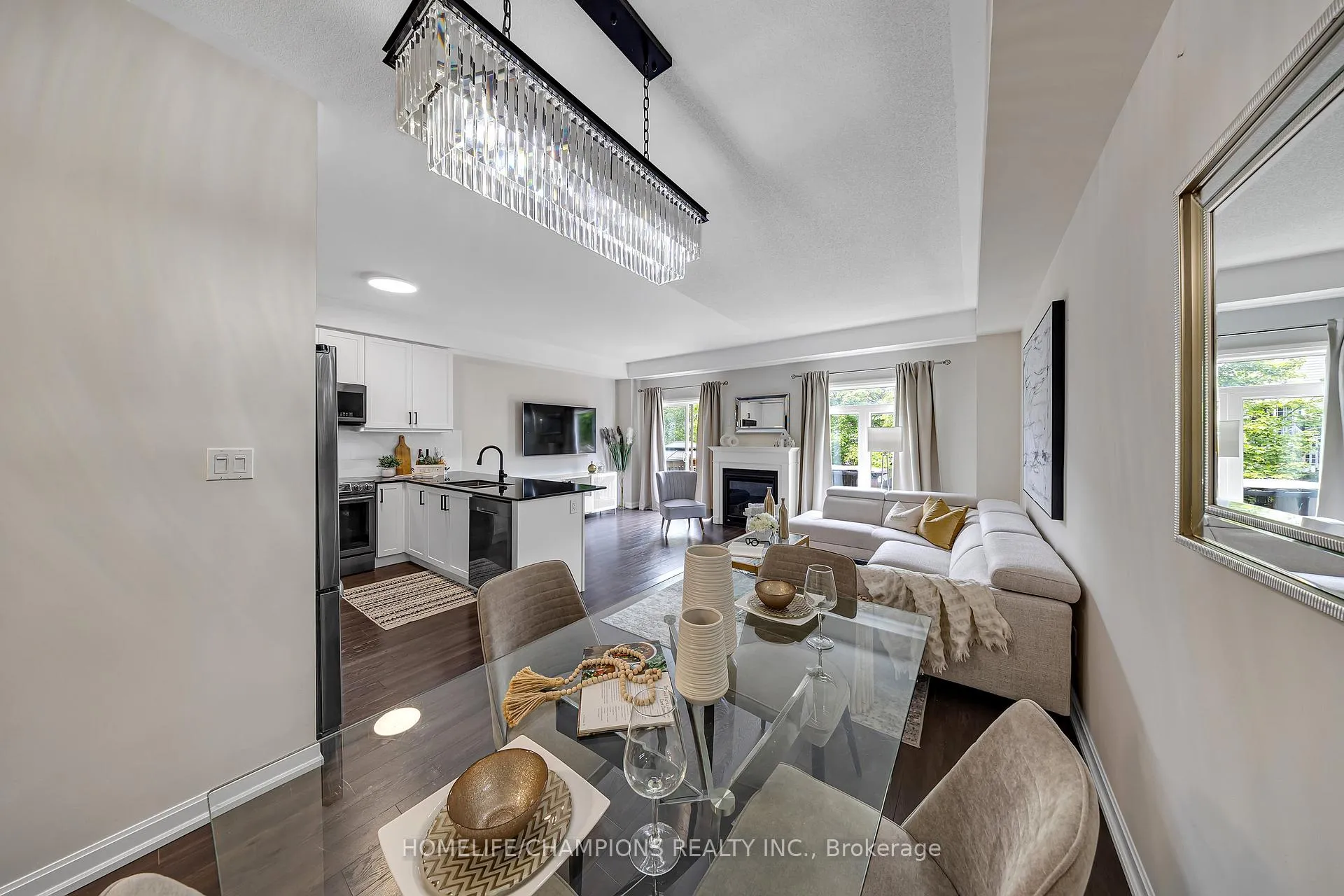 Photo 3 of 38 Longshore Way, Whitby, Port Whitby — HOMEH