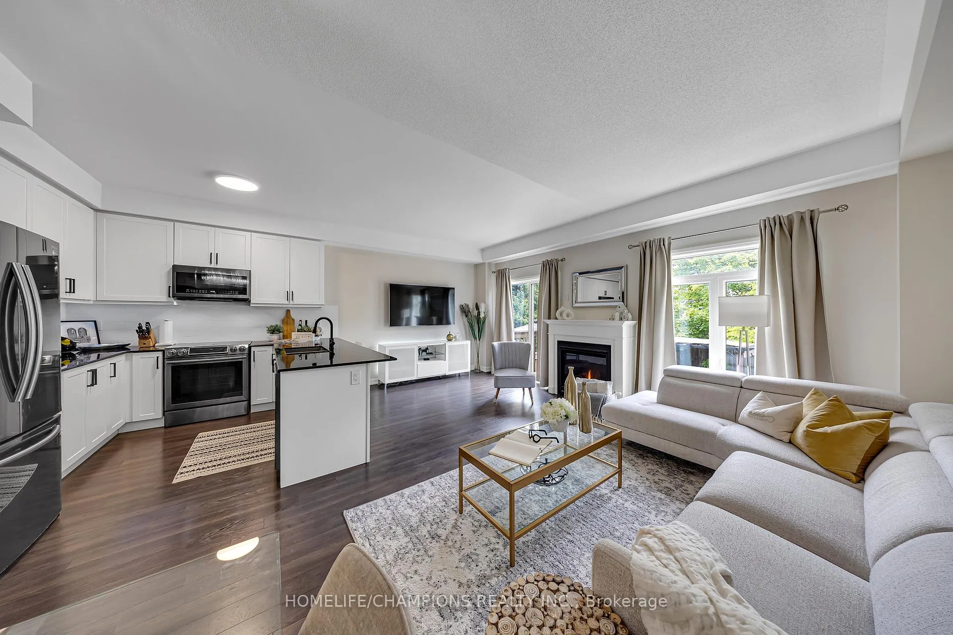 Photo 5 of 38 Longshore Way, Whitby, Port Whitby — HOMEH