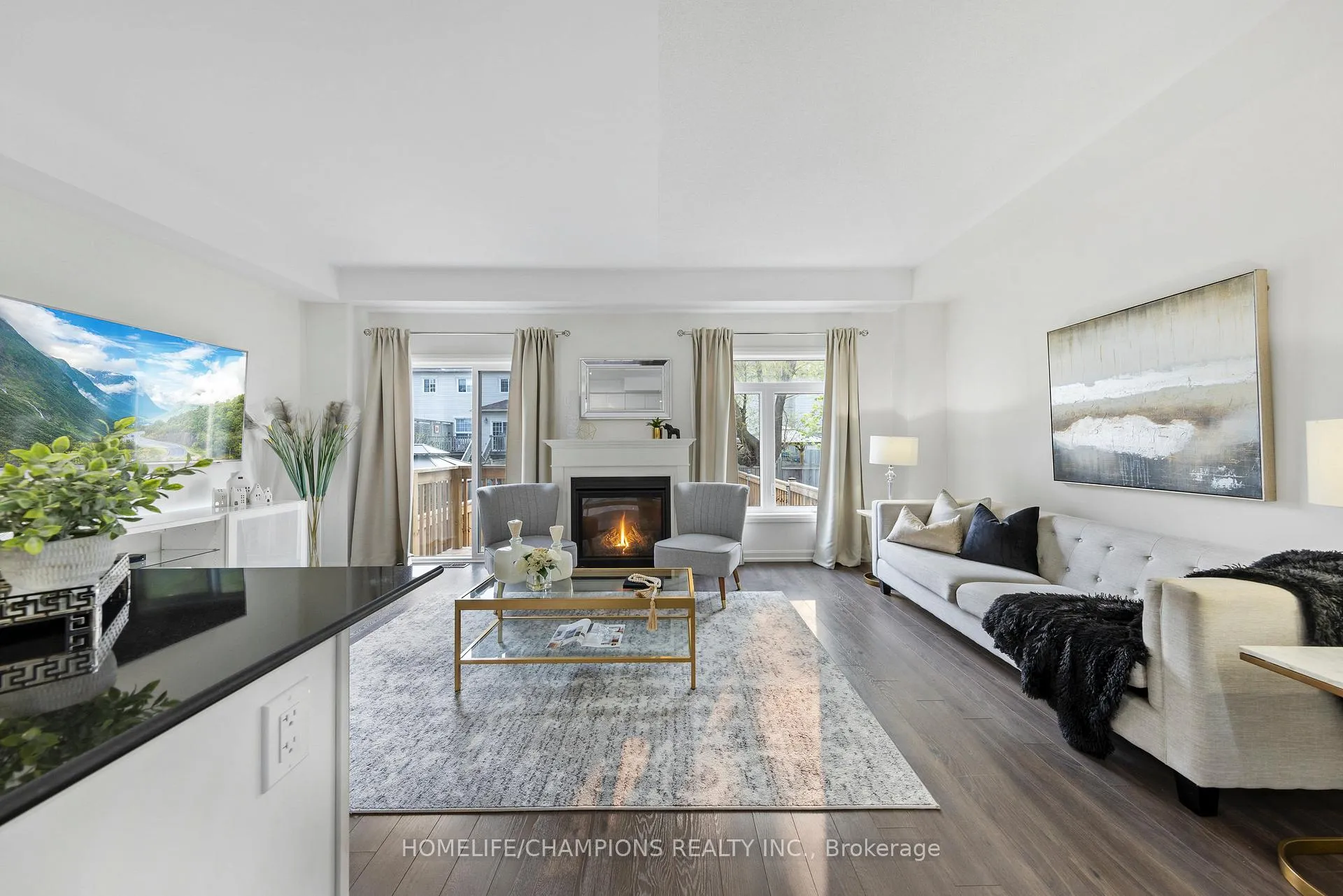Photo 7 of 38 Longshore Way, Whitby, Port Whitby — HOMEH