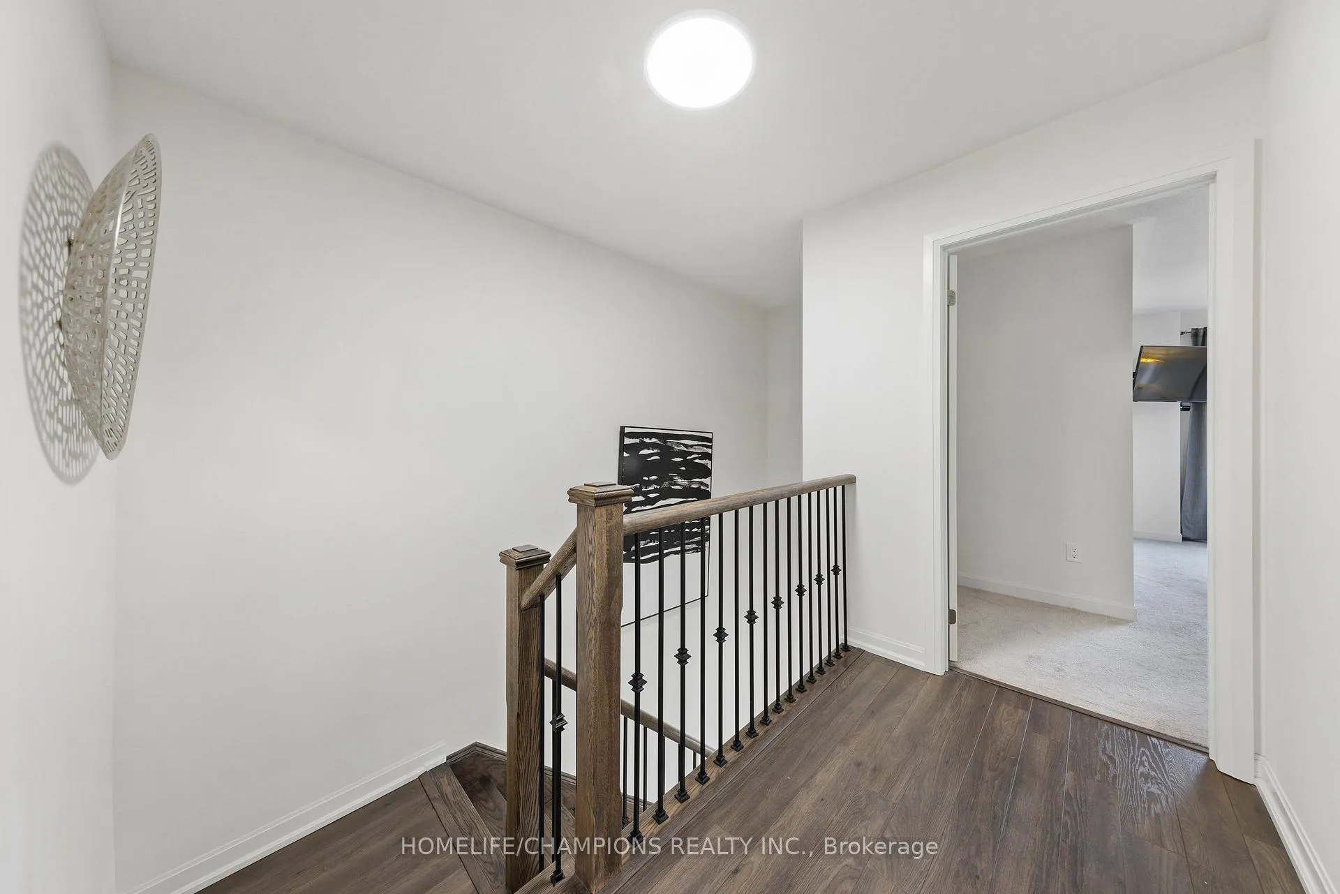 Photo 19 of 38 Longshore Way, Whitby, Port Whitby — HOMEH