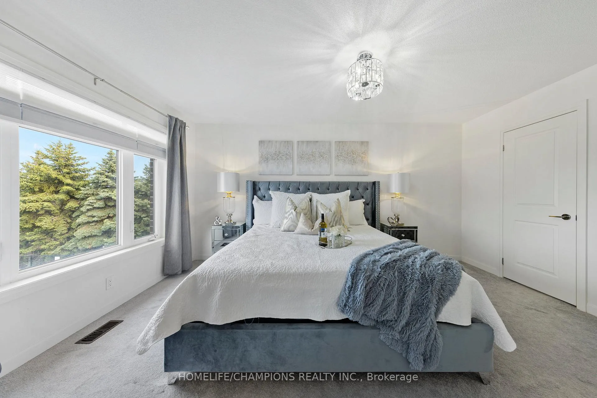Photo 21 of 38 Longshore Way, Whitby, Port Whitby — HOMEH
