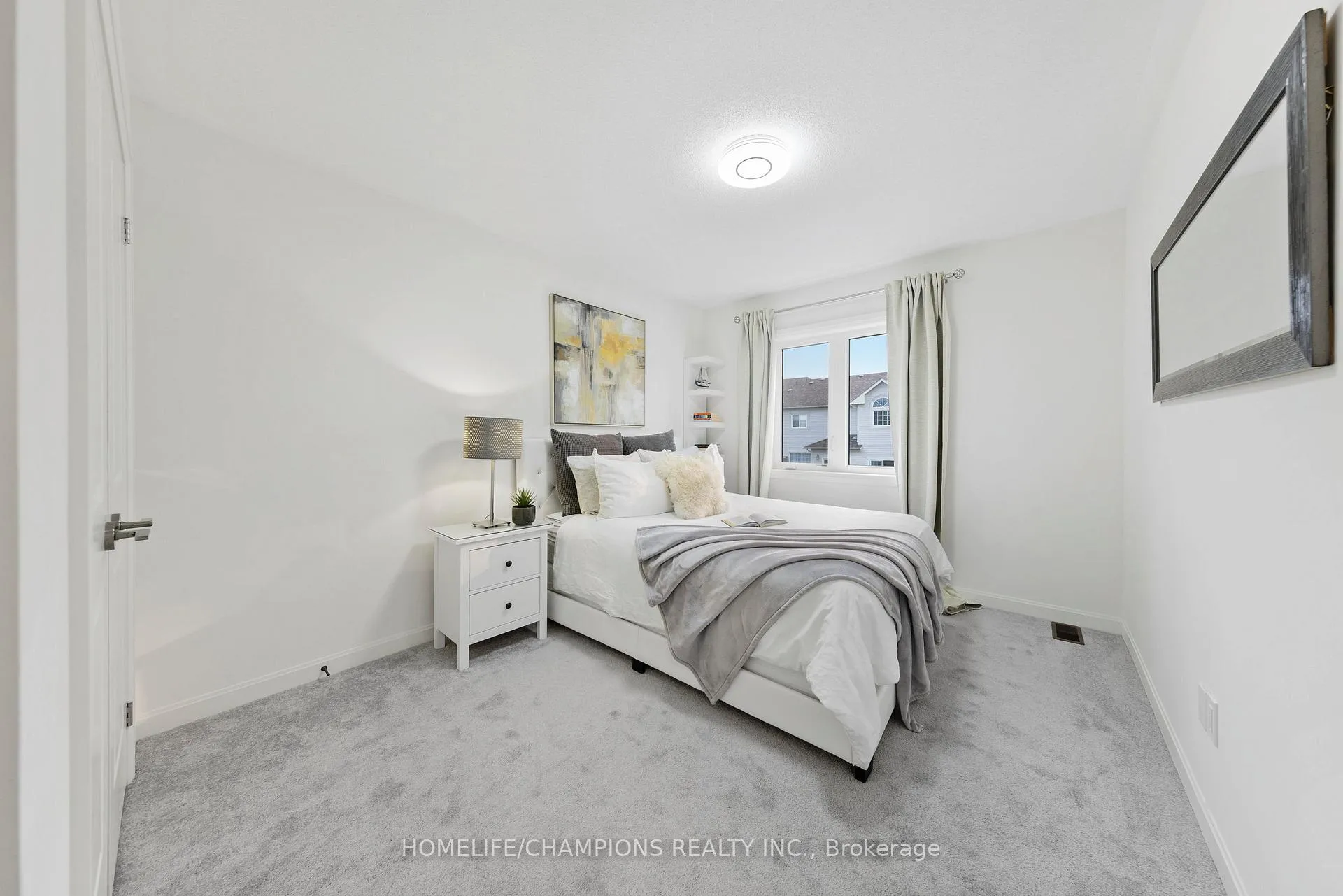 Photo 25 of 38 Longshore Way, Whitby, Port Whitby — HOMEH