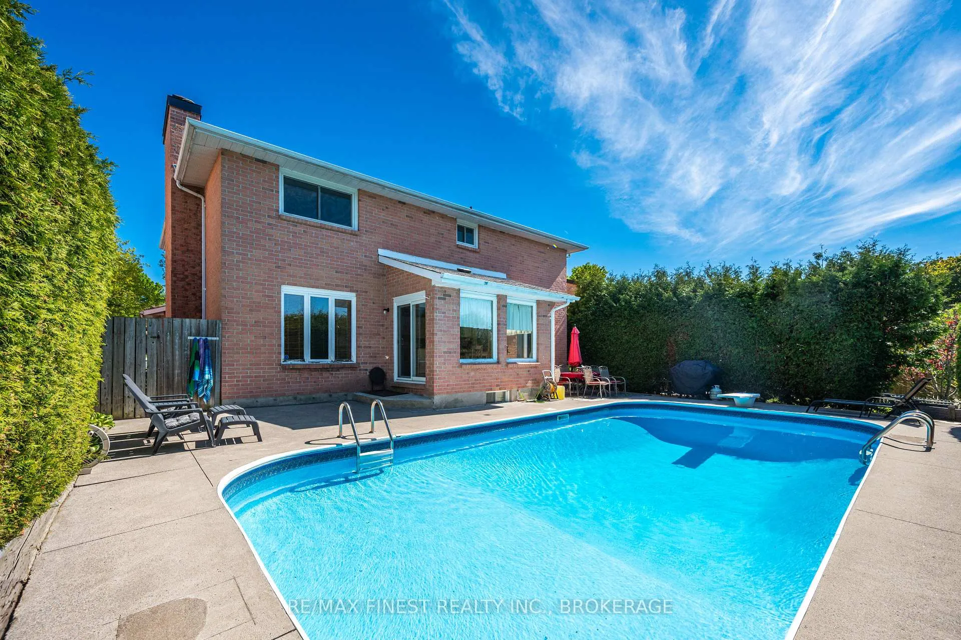 Photo 3 of 838 Woodside Drive, Kingston, North of Taylor-Kidd Blvd — HOMEH