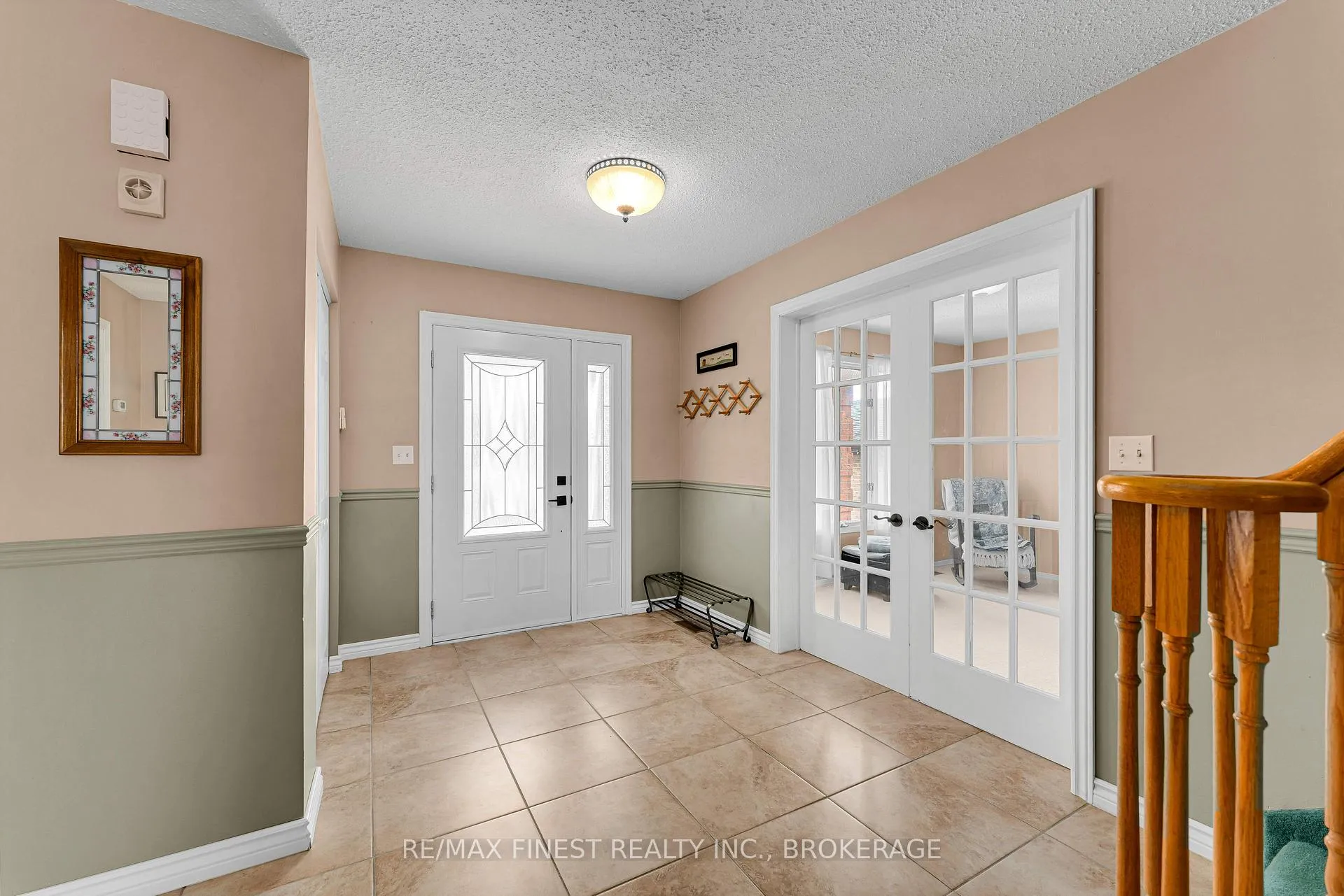 Photo 4 of 838 Woodside Drive, Kingston, North of Taylor-Kidd Blvd — HOMEH