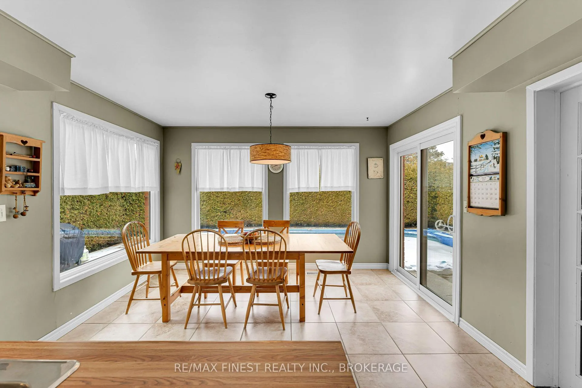 Photo 9 of 838 Woodside Drive, Kingston, North of Taylor-Kidd Blvd — HOMEH