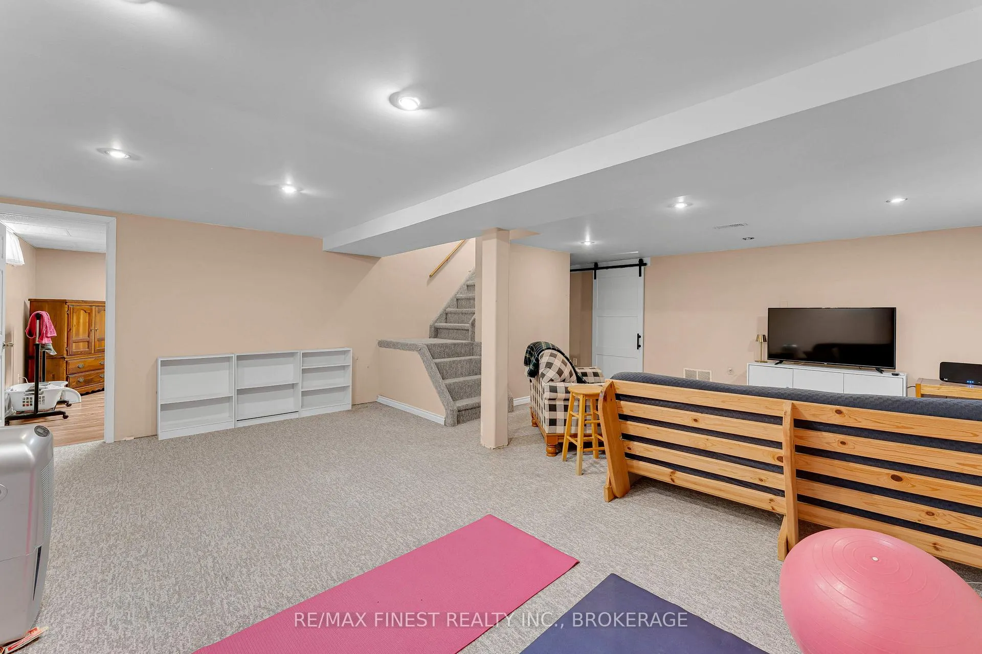 Photo 32 of 838 Woodside Drive, Kingston, North of Taylor-Kidd Blvd — HOMEH