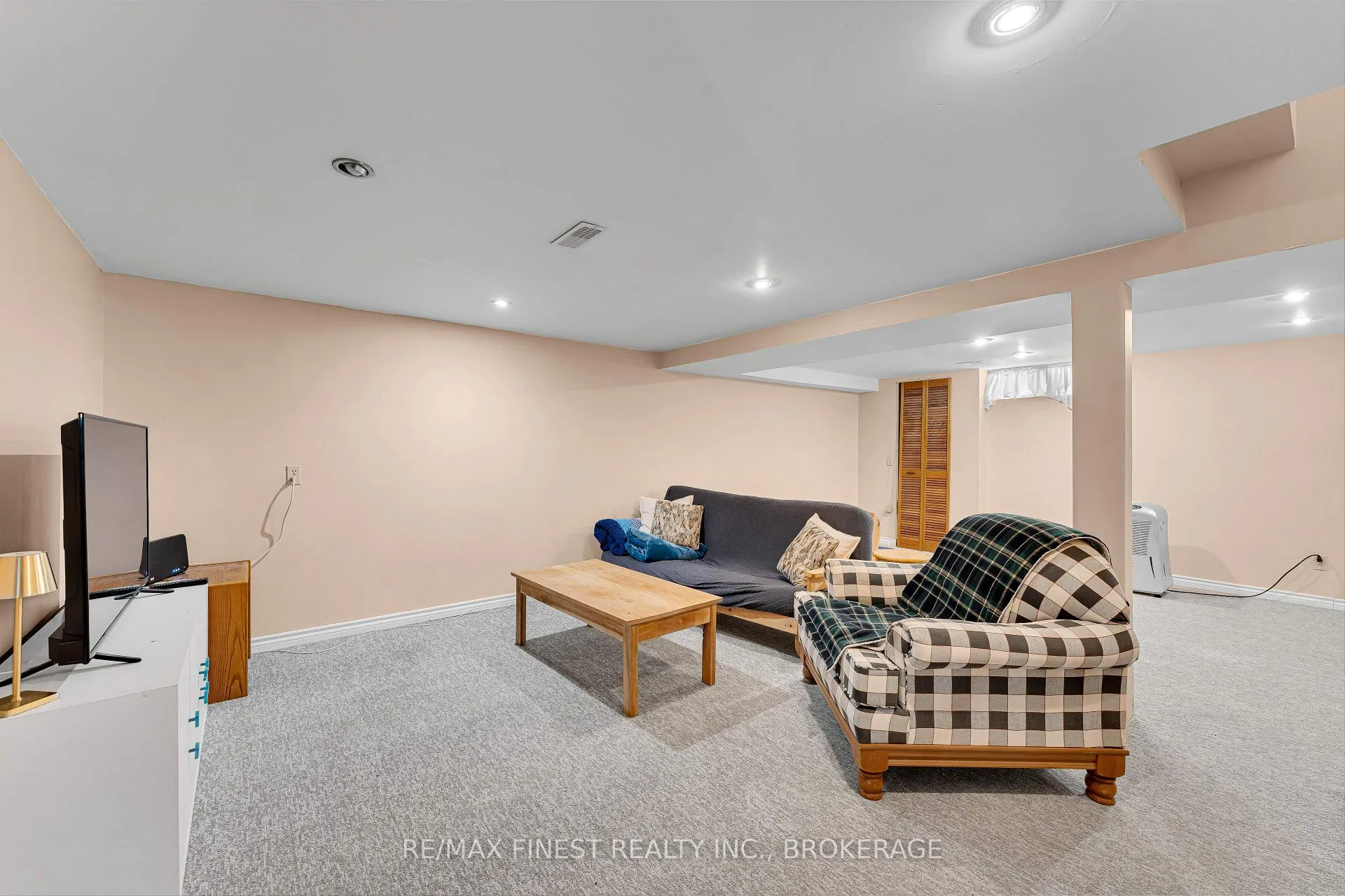 Photo 33 of 838 Woodside Drive, Kingston, North of Taylor-Kidd Blvd — HOMEH