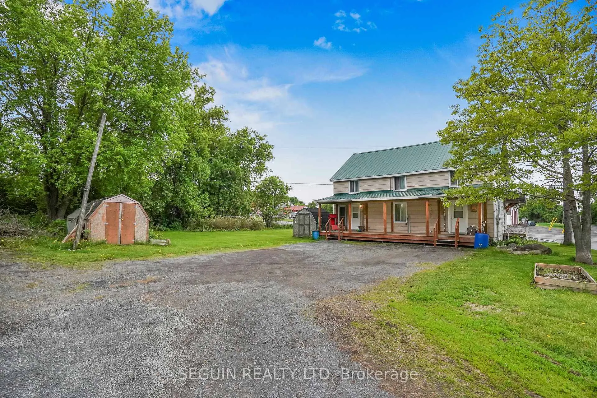 Photo 1 of 1050 Greenlane Road, Champlain, Champlain Twp — HOMEH