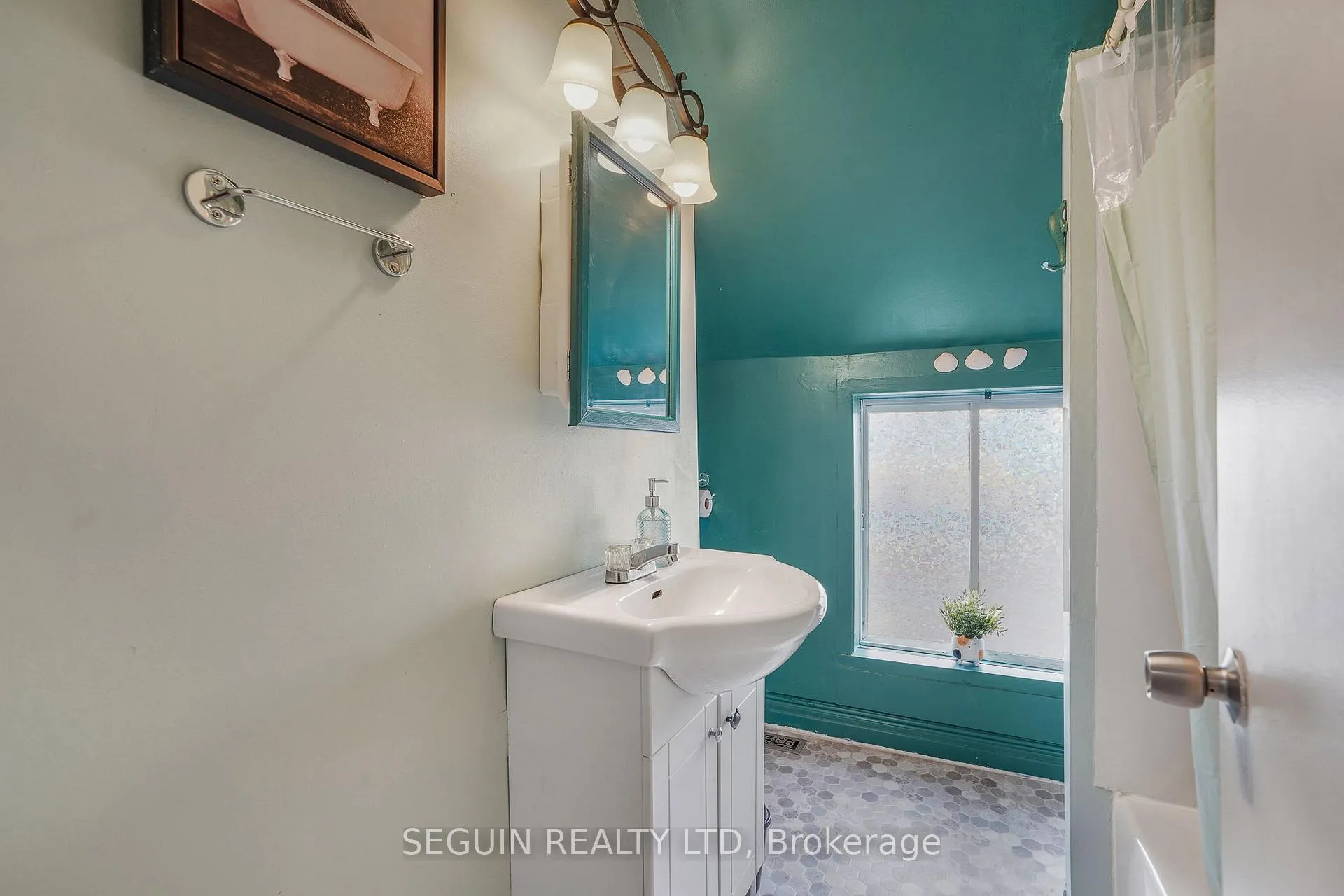 Photo 22 of 1050 Greenlane Road, Champlain, Champlain Twp — HOMEH