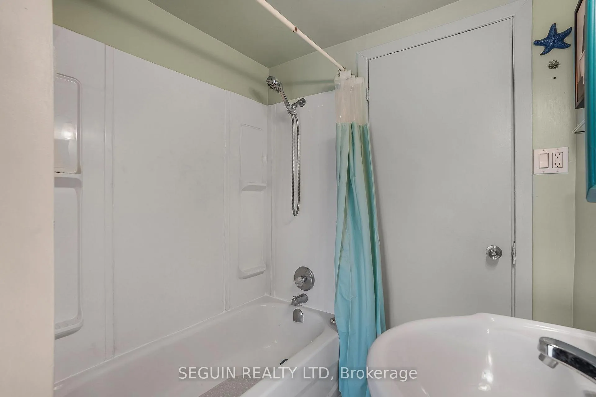 Photo 25 of 1050 Greenlane Road, Champlain, Champlain Twp — HOMEH