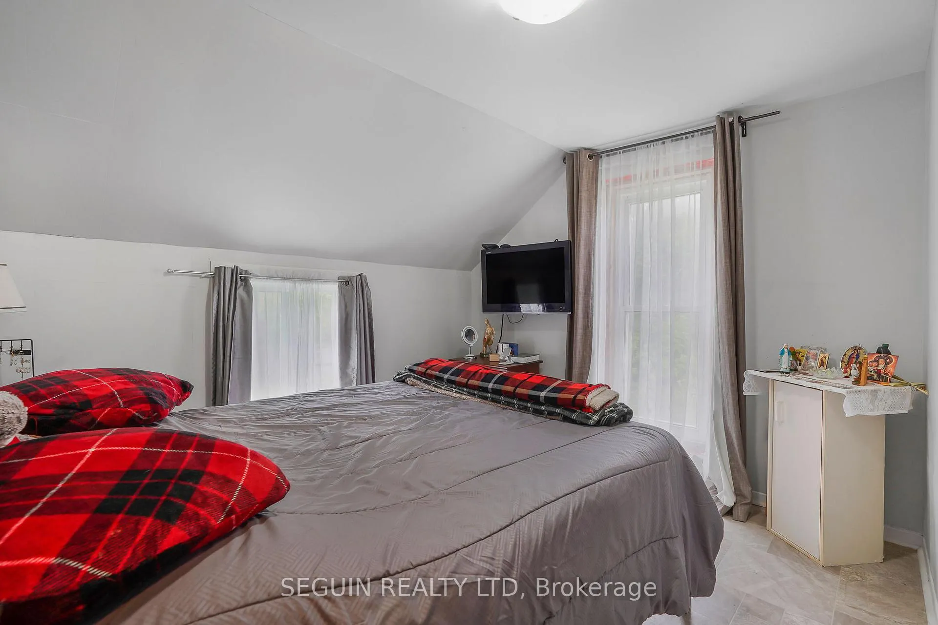 Photo 34 of 1050 Greenlane Road, Champlain, Champlain Twp — HOMEH