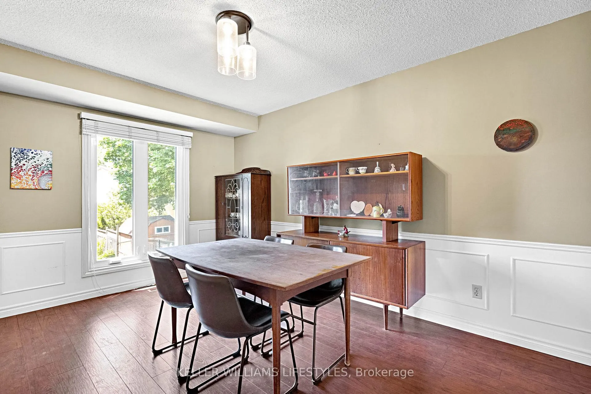 Photo 9 of 115 Acorn Crescent, London, North F — HOMEH