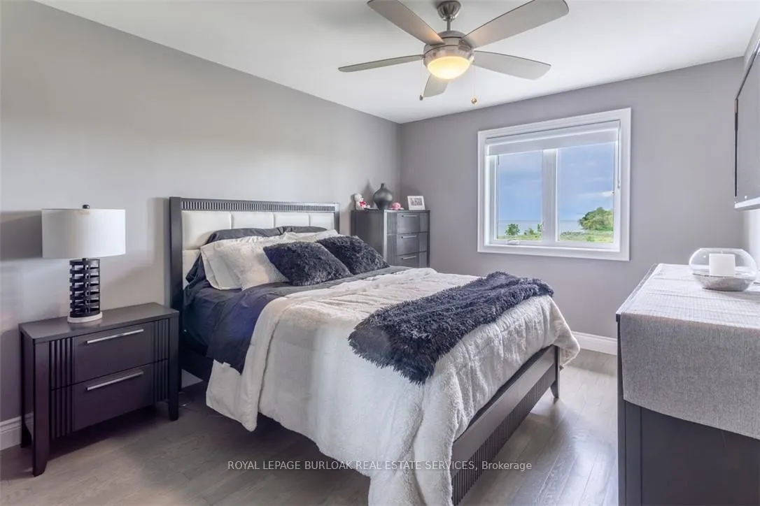Photo 16 of 4939 Thirty Road N, Lincoln, Lincoln Lake — HOMEH