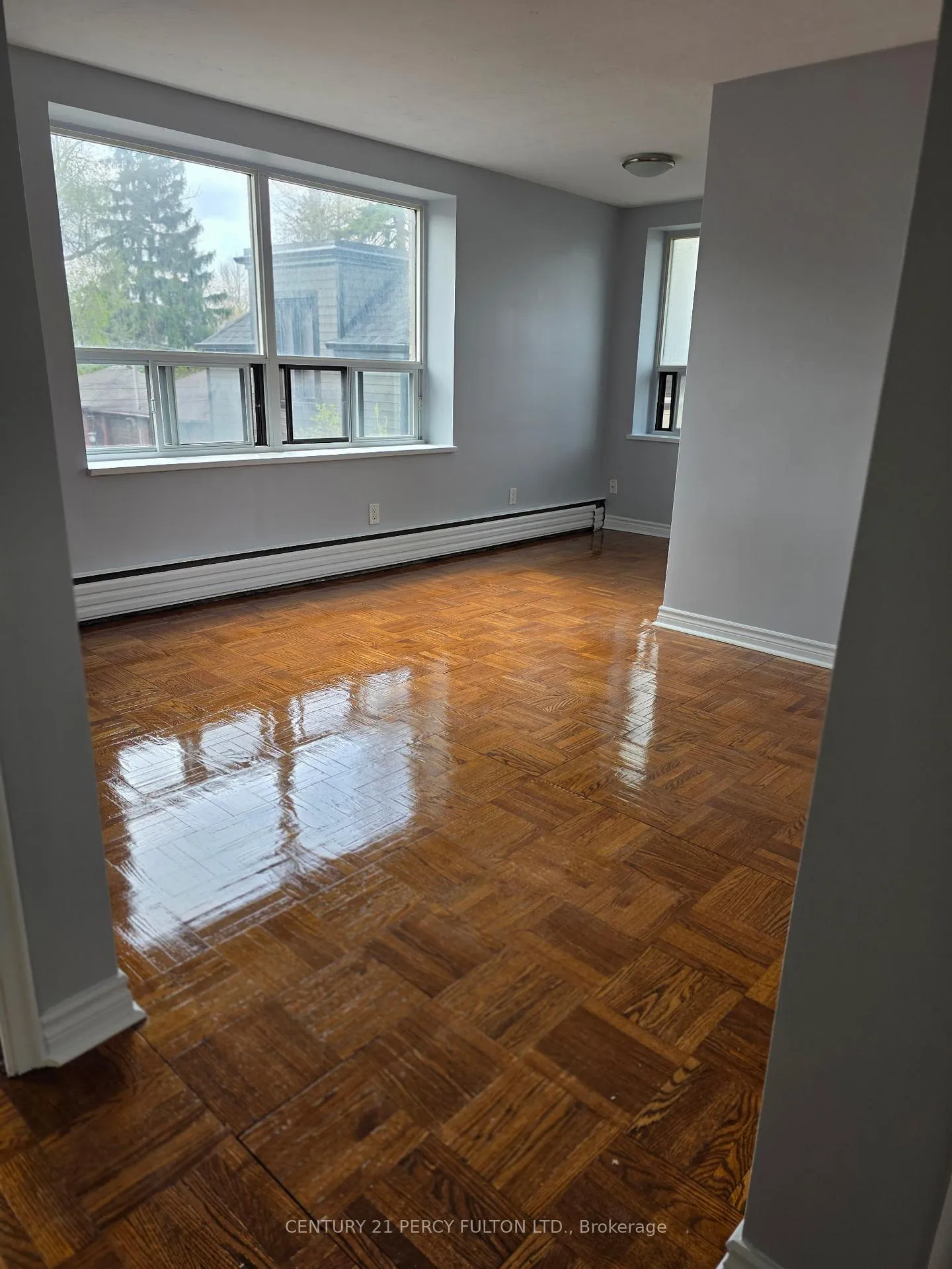 Photo 1 of Unit 204, 392 Jane Street, Toronto, Lambton Baby Point — HOMEH