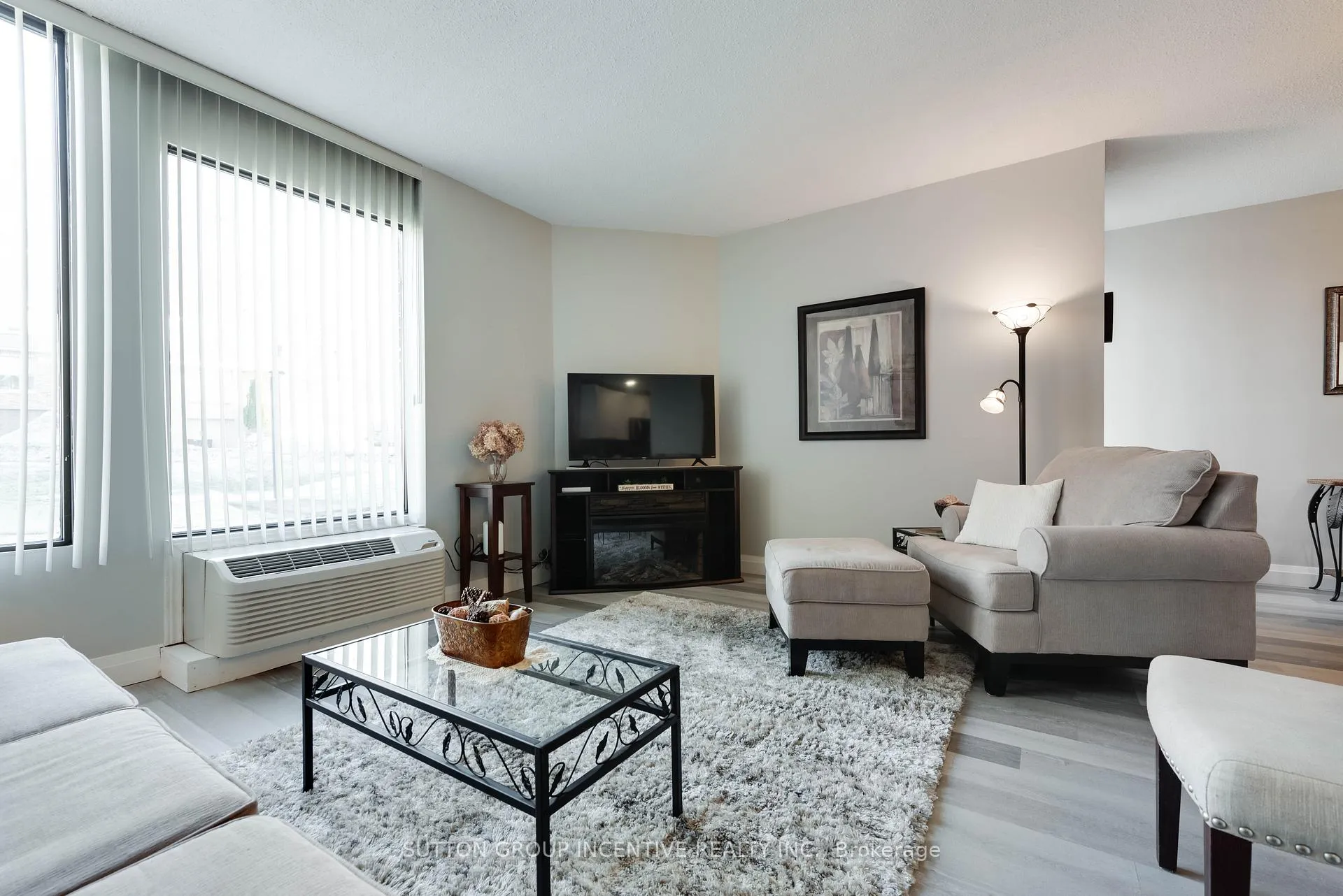 Photo 11 of Unit 117, 181 Collier Street, Barrie, North Shore — HOMEH