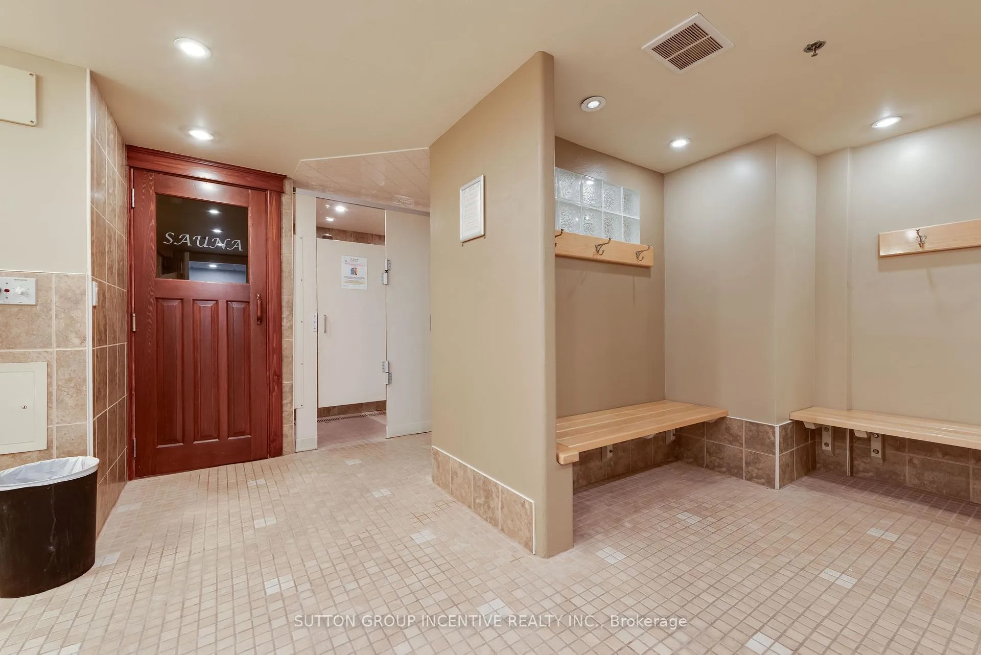 Photo 19 of Unit 117, 181 Collier Street, Barrie, North Shore — HOMEH