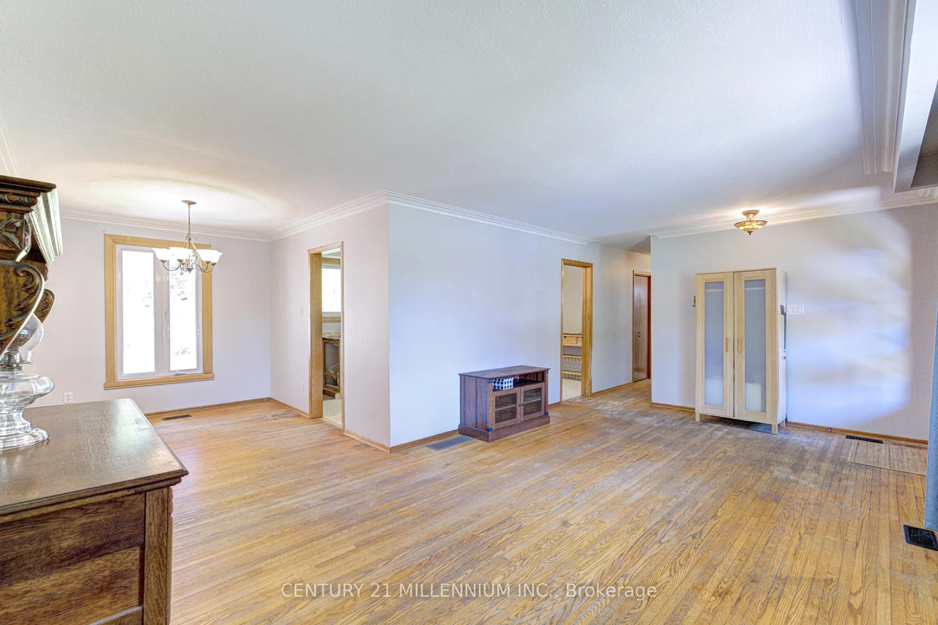 Photo 5 of 210 Centre Street, Shelburne — HOMEH