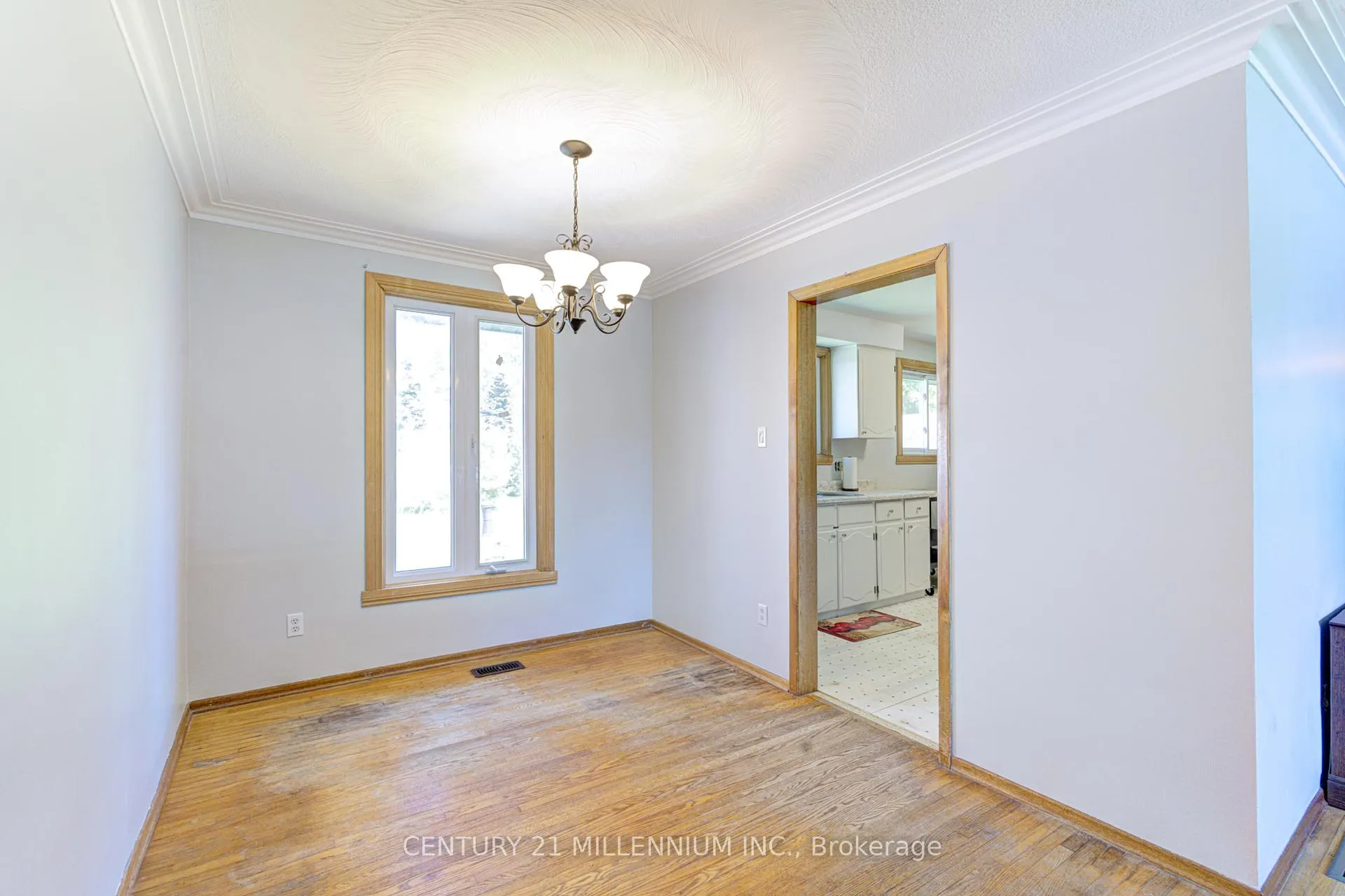Photo 9 of 210 Centre Street, Shelburne — HOMEH
