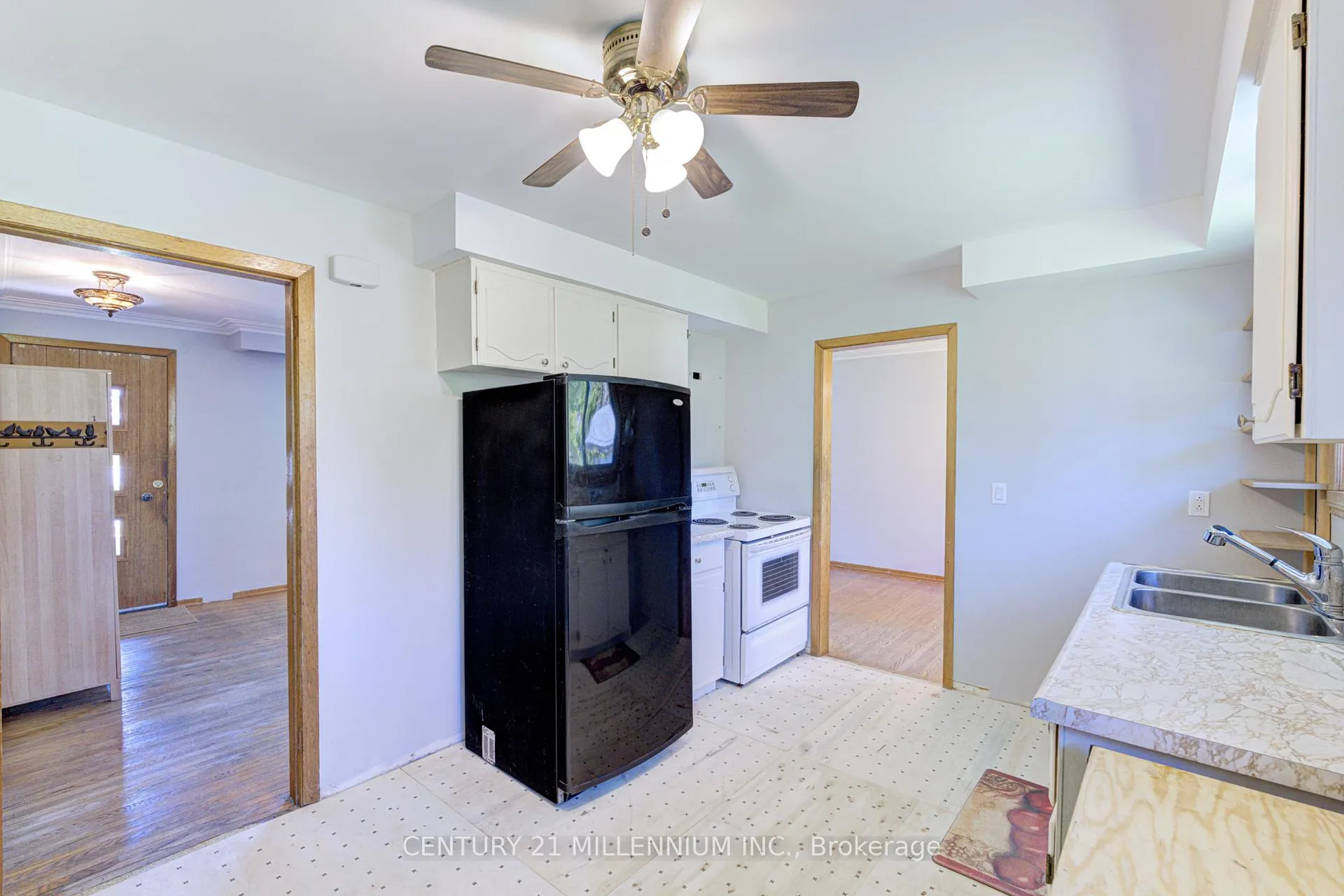 Photo 12 of 210 Centre Street, Shelburne — HOMEH