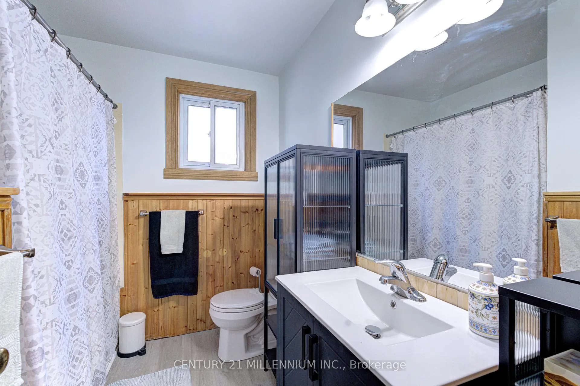 Photo 17 of 210 Centre Street, Shelburne — HOMEH