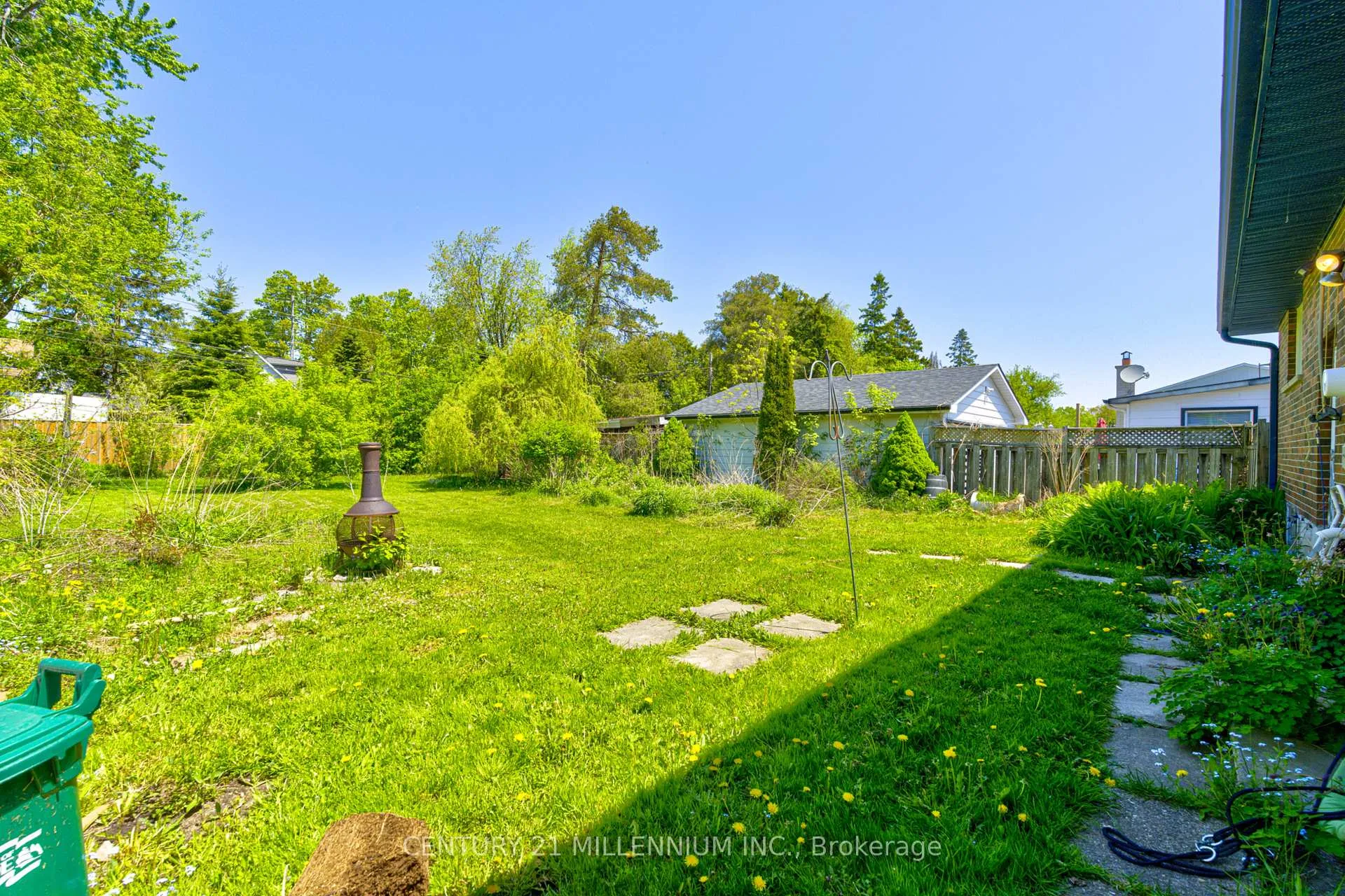 Photo 24 of 210 Centre Street, Shelburne — HOMEH