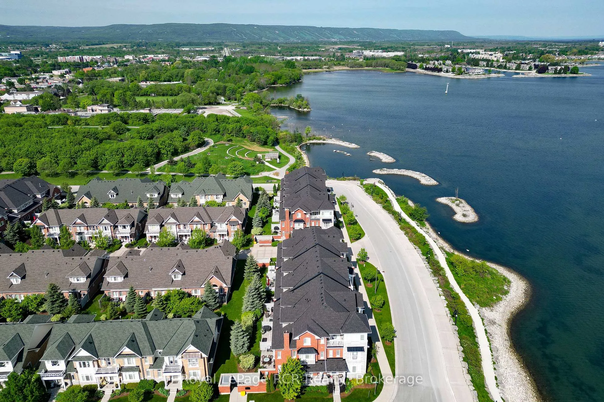 Front of 16 Wheelhouse Crescent