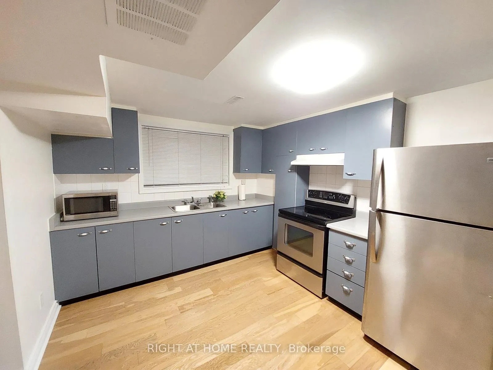 Photo 12 of 151 Keffer Circle, Newmarket, Armitage — HOMEH