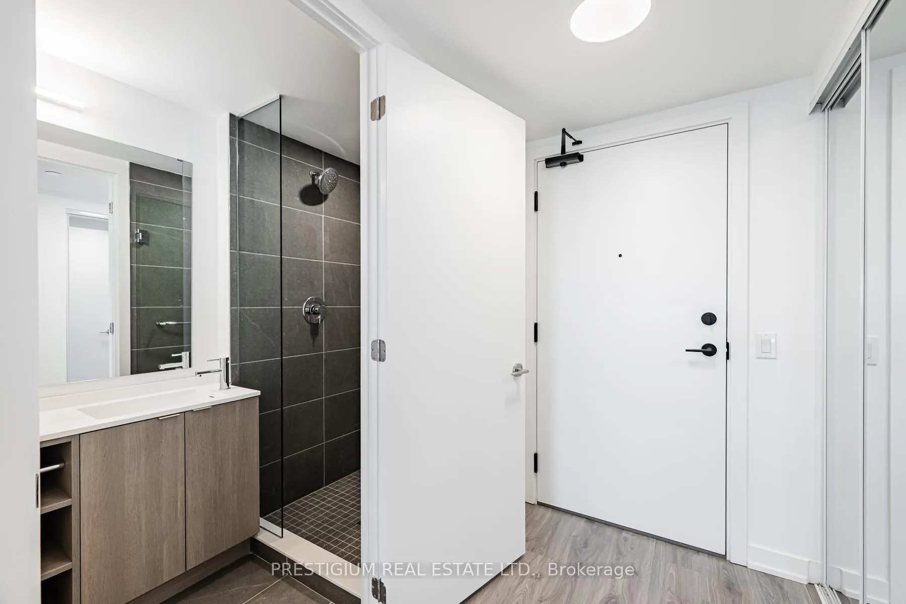 Photo 5 of Unit 1805, 100 queen Street E, Toronto, Church-Yonge Corridor — HOMEH