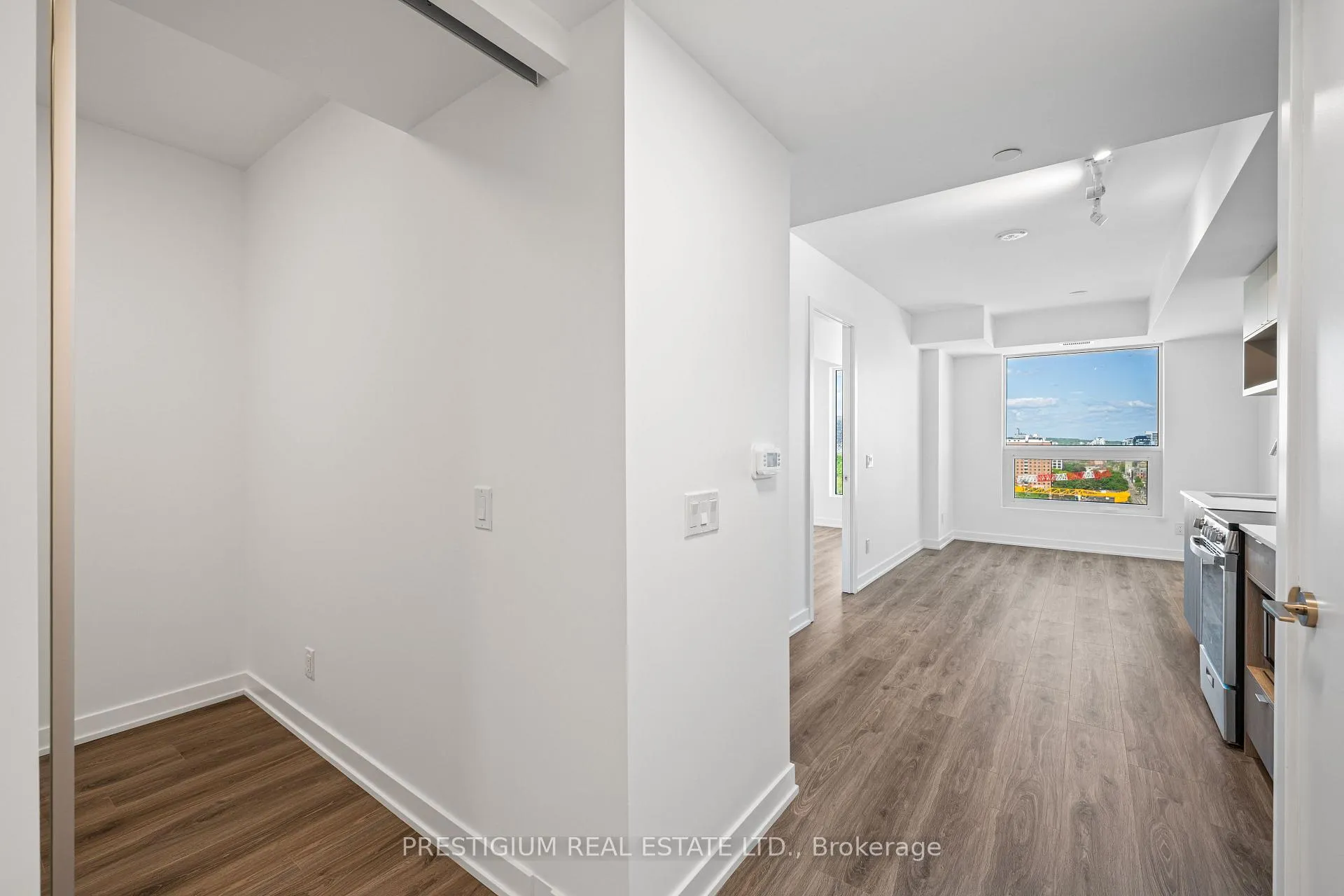 Photo 7 of Unit 1805, 100 queen Street E, Toronto, Church-Yonge Corridor — HOMEH
