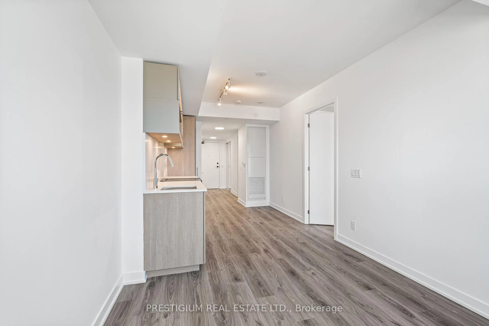 Photo 15 of Unit 1805, 100 queen Street E, Toronto, Church-Yonge Corridor — HOMEH