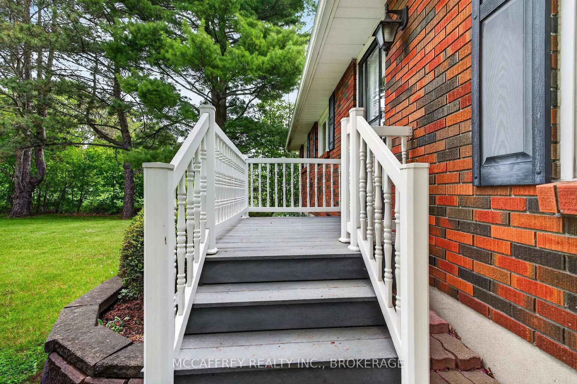 Photo 3 of 164 Vanluven Road, Greater Napanee — HOMEH