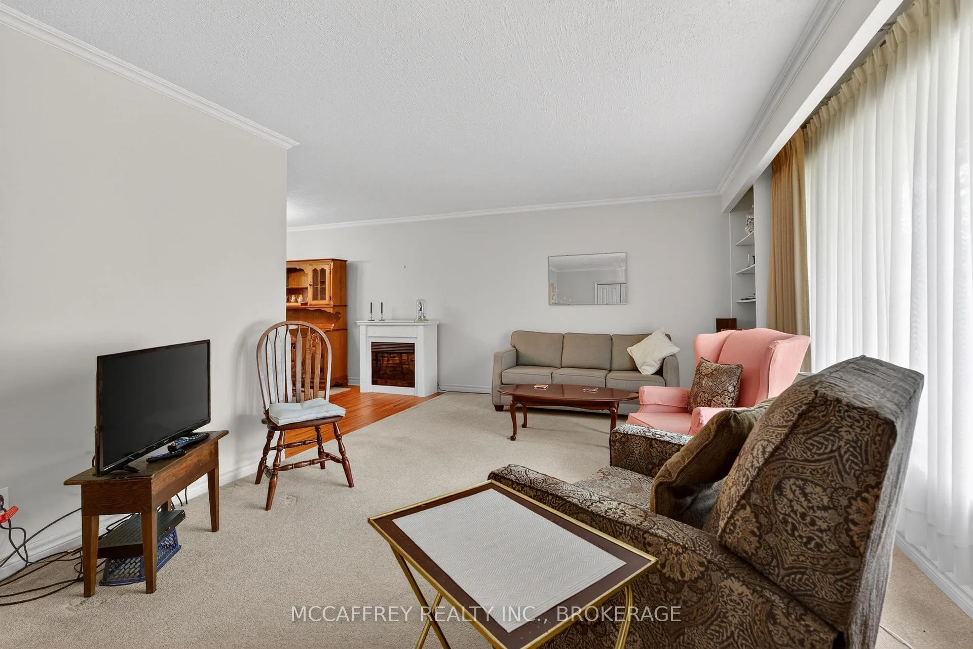 Photo 5 of 164 Vanluven Road, Greater Napanee — HOMEH