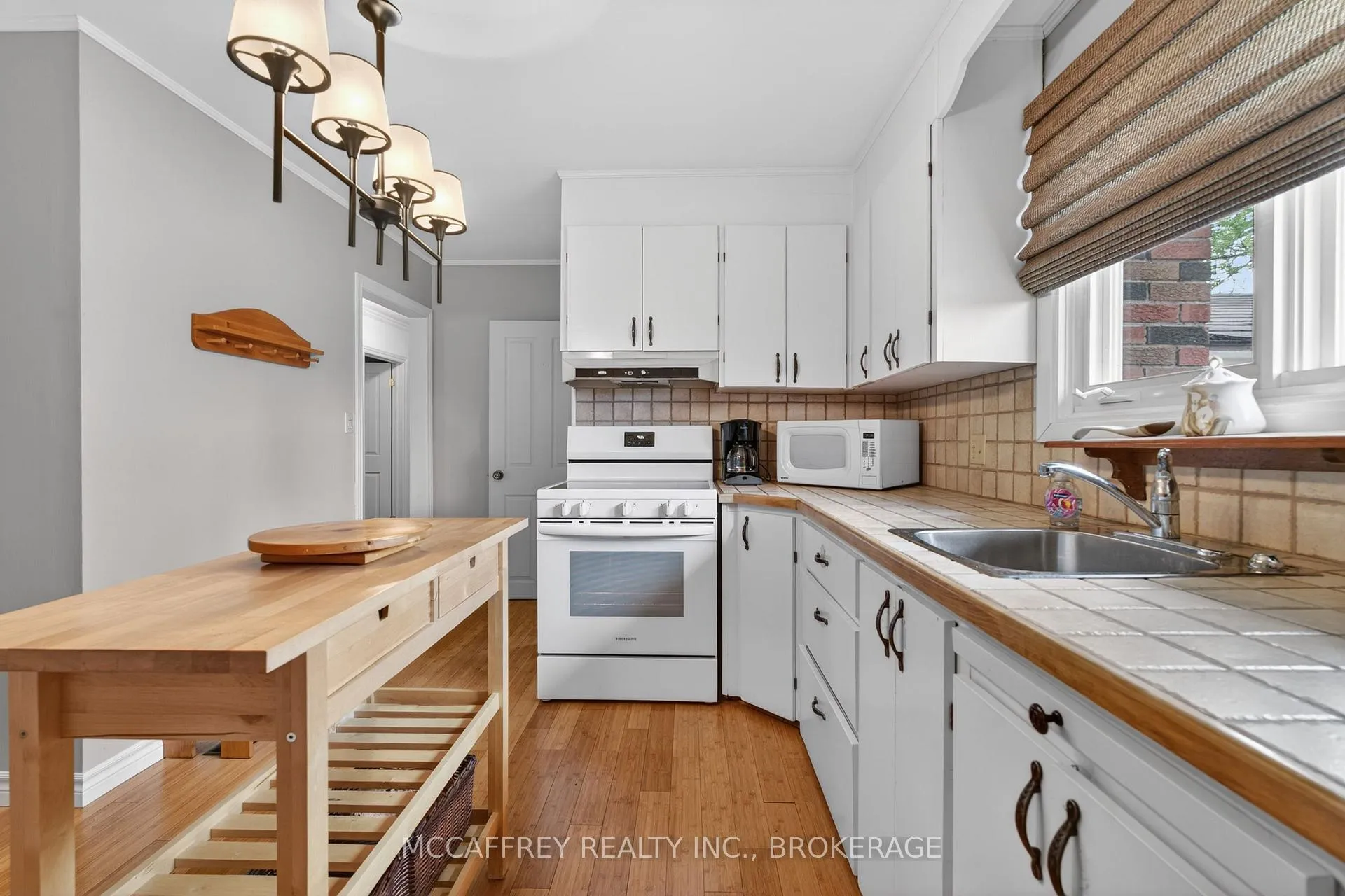 Photo 14 of 164 Vanluven Road, Greater Napanee — HOMEH