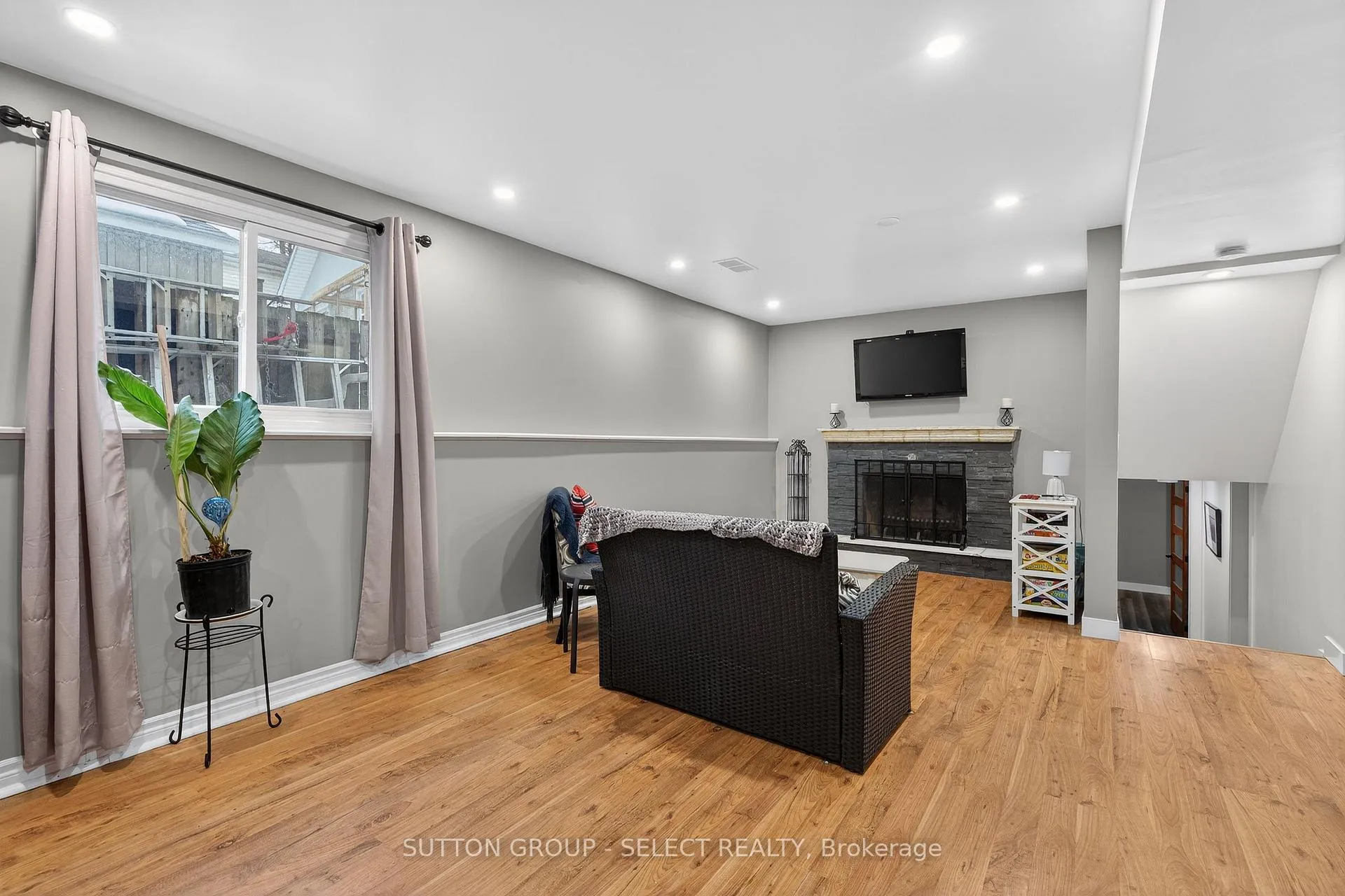 Photo 13 of 45 Upper Avenue, London, North N — HOMEH