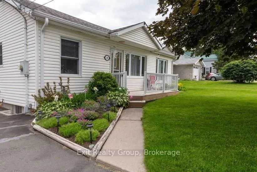 Photo 3 of 19 Belleville Street, Quinte West, Frankford Ward — HOMEH